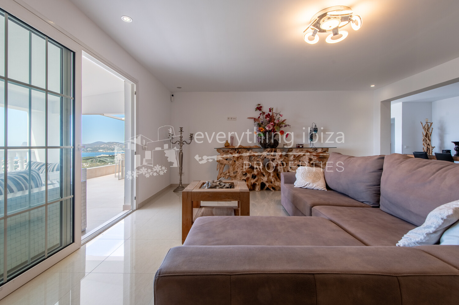 Luxury Elegant Modern Villa with Stunning Views and Close to Beaches, ref. 1708, for sale in Ibiza by everything ibiza Properties