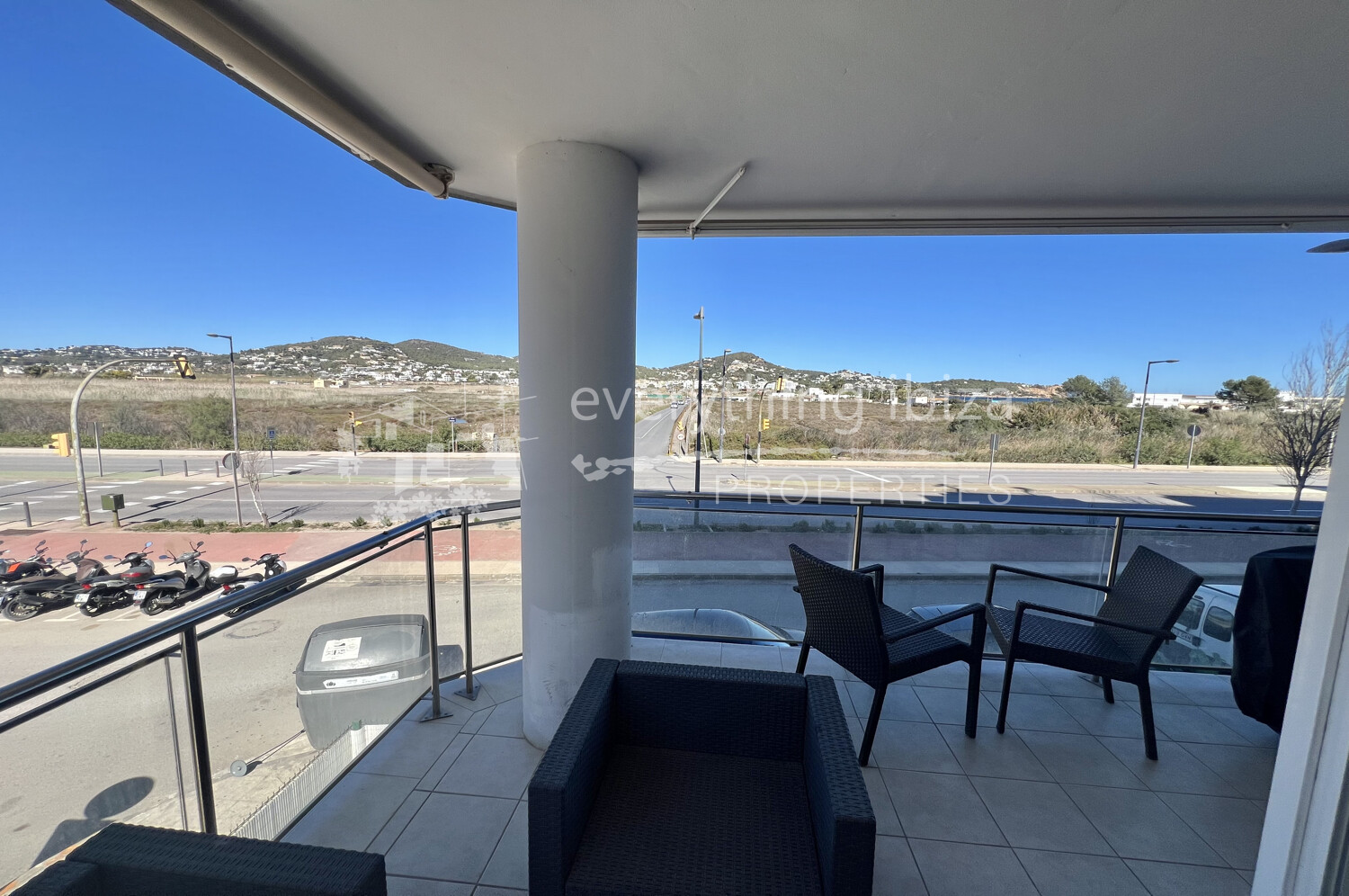 Stylish Modern 3 Bedroom Apartment Close to the Beach & Prestigious Marinas, ref. 1709, for sale in Ibiza by everything ibiza Properties