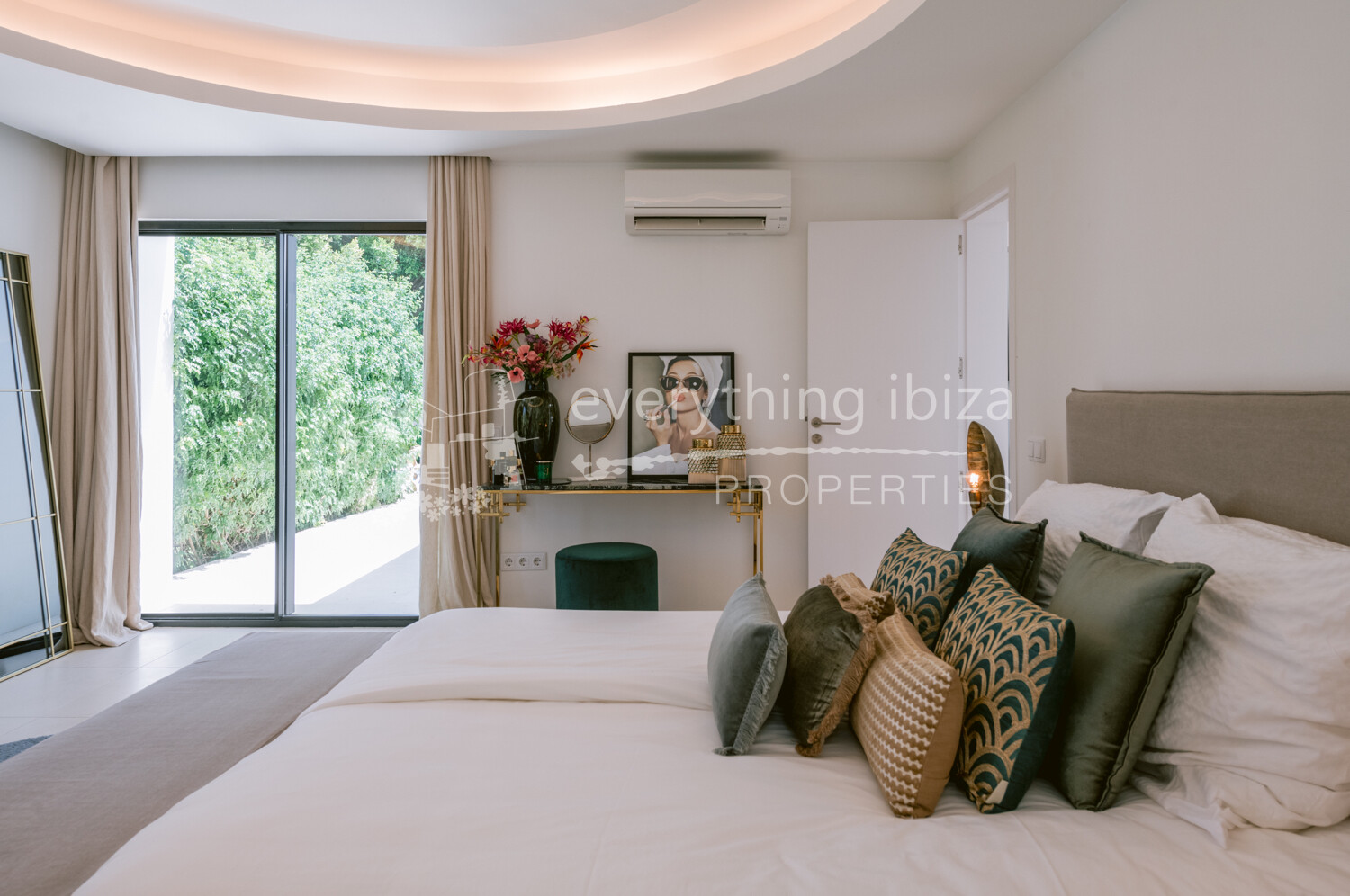 Stylish Modern Minimalistic Villa Close to Popular Jesus Village, ref. 1714, for sale in Ibiza by everything ibiza Properties