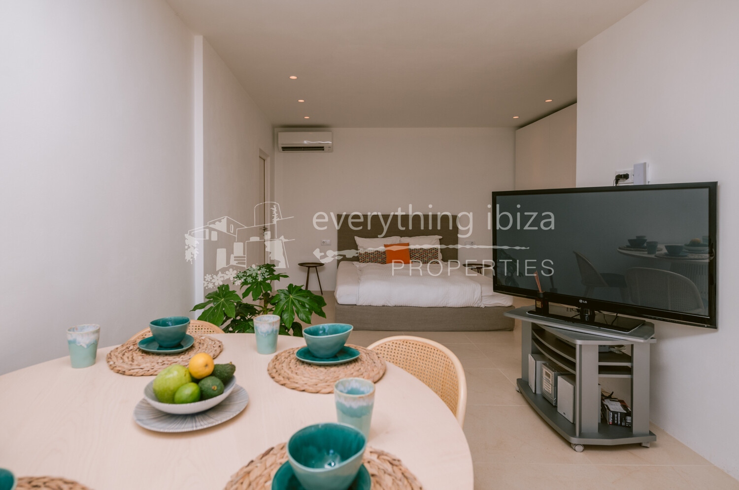 Stylish Modern Minimalistic Villa Close to Popular Jesus Village, ref. 1714, for sale in Ibiza by everything ibiza Properties