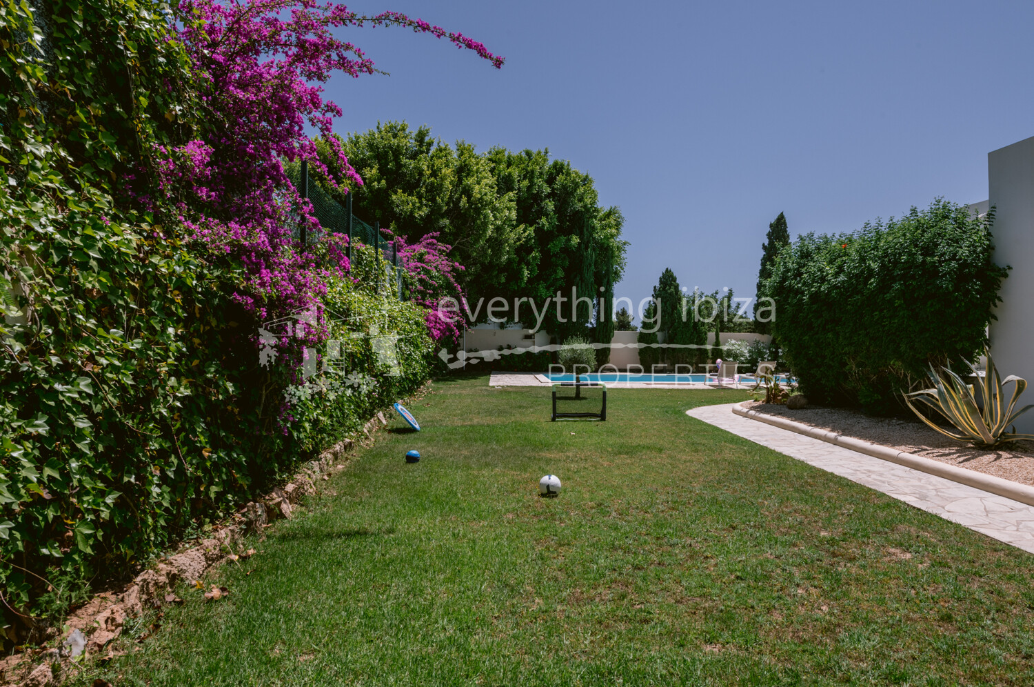 Stylish Modern Minimalistic Villa Close to Popular Jesus Village, ref. 1714, for sale in Ibiza by everything ibiza Properties
