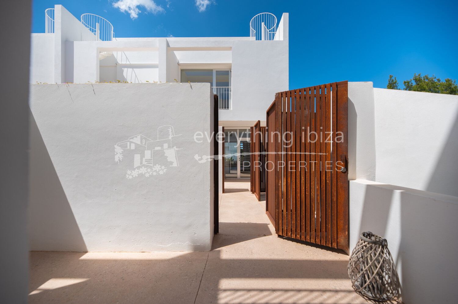 New Modern Quality Townhouses Close to Local Amenities & Beach, ref. 1717, for sale in Ibiza by everything ibiza Properties