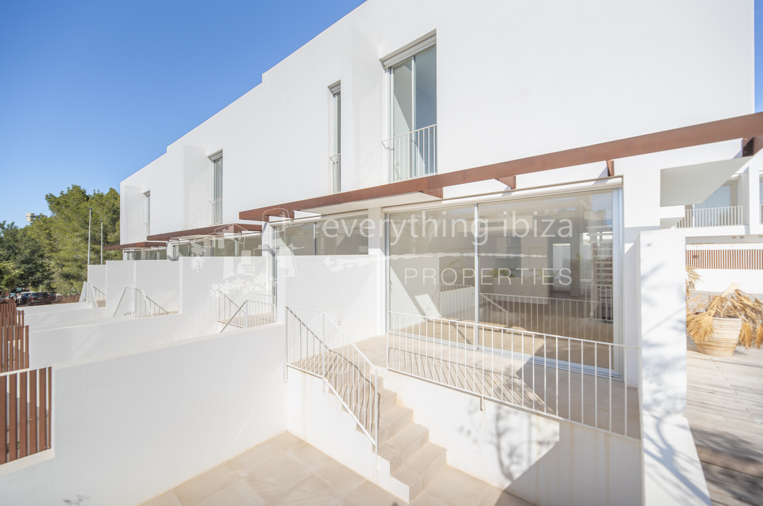 New Modern Quality Townhouses Close to Local Amenities & Beach, ref. 1717, for sale in Ibiza by everything ibiza Properties