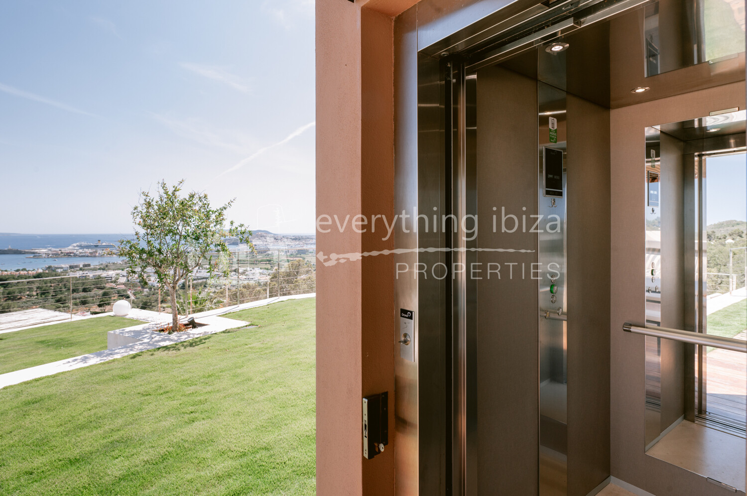 Stunning Contemporary 6 Bedroom Villa with Amazing Panoramic Views, ref. 1718, for sale in Ibiza by everything ibiza Properties