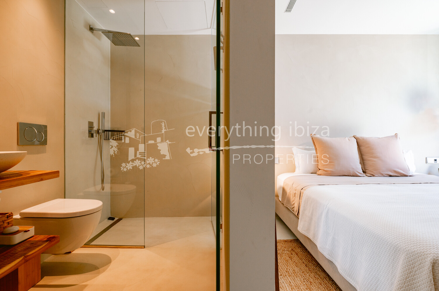 Stunning Contemporary 6 Bedroom Villa with Amazing Panoramic Views, ref. 1718, for sale in Ibiza by everything ibiza Properties