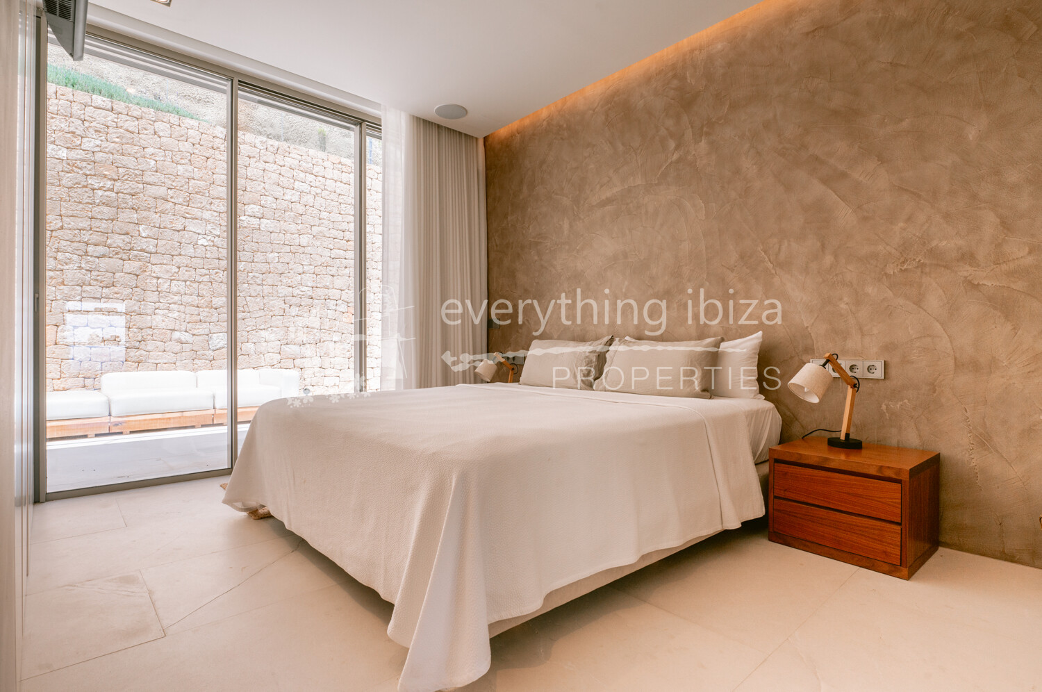 Stunning Contemporary 6 Bedroom Villa with Amazing Panoramic Views, ref. 1718, for sale in Ibiza by everything ibiza Properties