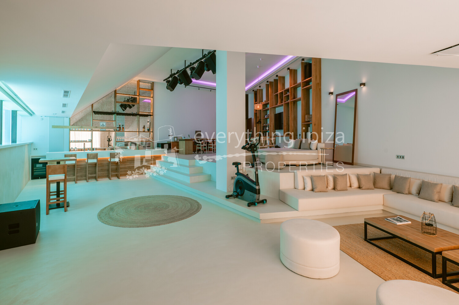 Stunning Contemporary 6 Bedroom Villa with Amazing Panoramic Views, ref. 1718, for sale in Ibiza by everything ibiza Properties