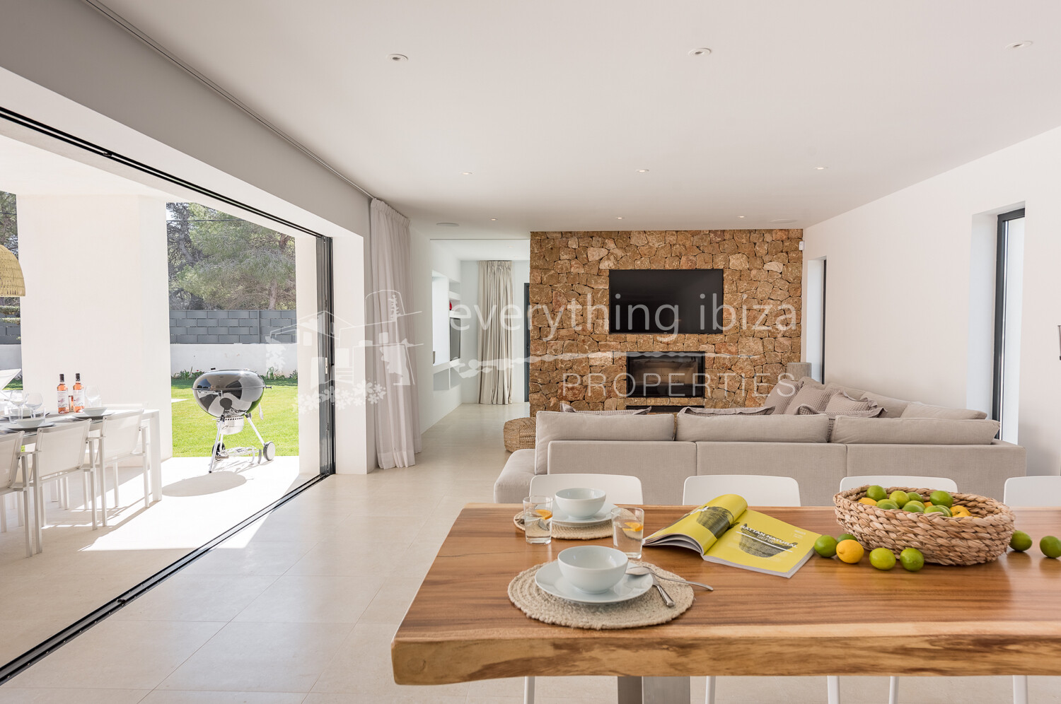 Stunning New Modern Villa Close to the Coastline and Nearby Beaches, ref. 1719, for sale in Ibiza by everything ibiza Properties