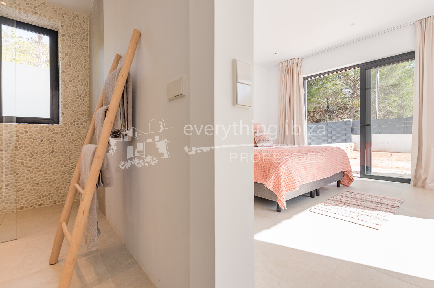 Stunning New Modern Villa Close to the Coastline and Nearby Beaches, ref. 1719, for sale in Ibiza by everything ibiza Properties