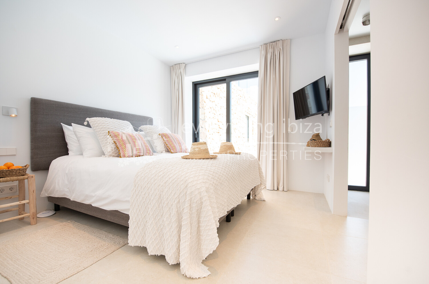 Stunning New Modern Villa Close to the Coastline and Nearby Beaches, ref. 1719, for sale in Ibiza by everything ibiza Properties
