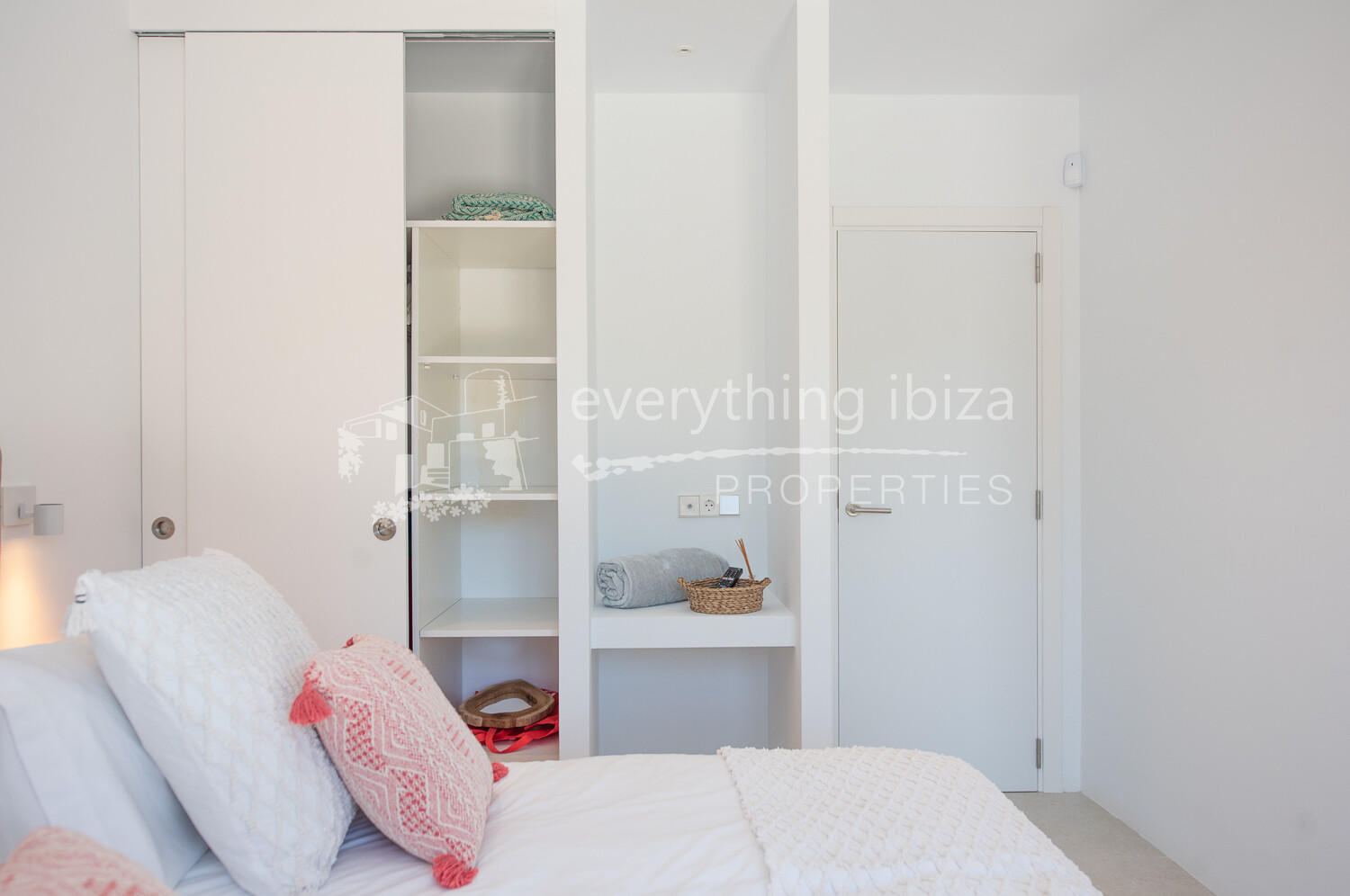 Stunning New Modern Villa Close to the Coastline and Nearby Beaches, ref. 1719, for sale in Ibiza by everything ibiza Properties