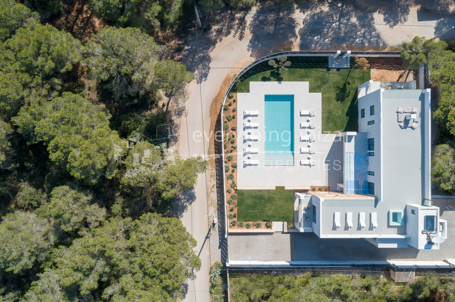 Stunning New Modern Villa Close to the Coastline and Nearby Beaches, ref. 1719, for sale in Ibiza by everything ibiza Properties