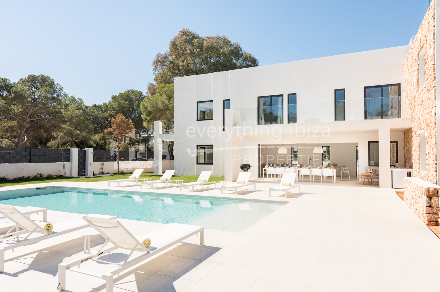 Stunning New Modern Villa Close to the Coastline and Nearby Beaches, ref. 1719, for sale in Ibiza by everything ibiza Properties