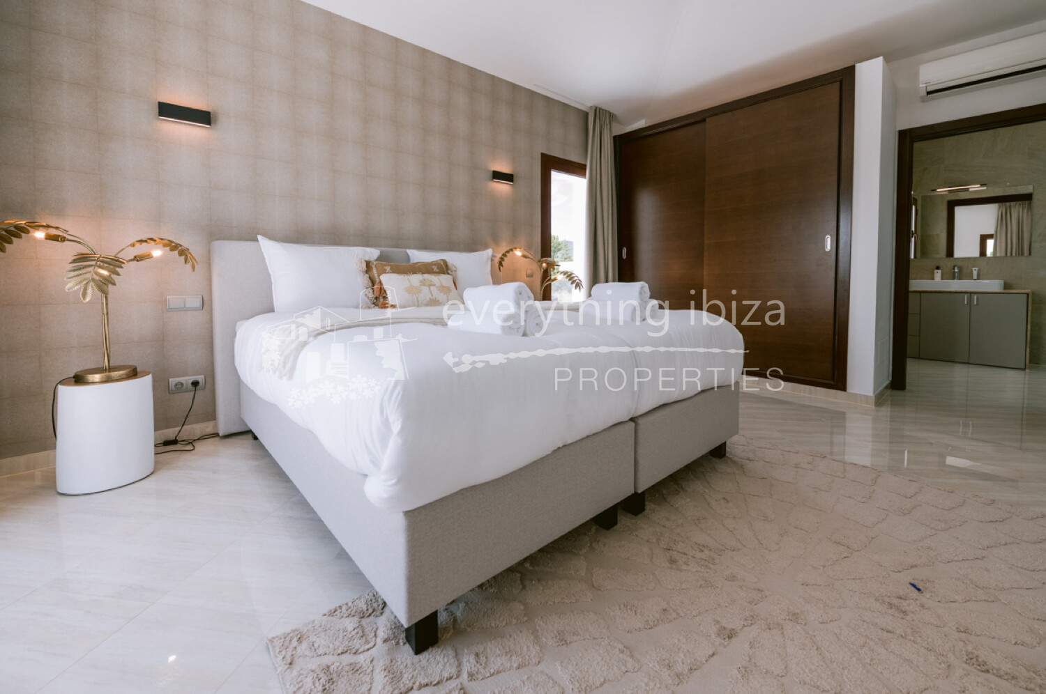 Modern Luxurious Detached Villa with Private Pool and Beautiful Garden, ref. 1720, for sale in Ibiza by everything ibiza Properties