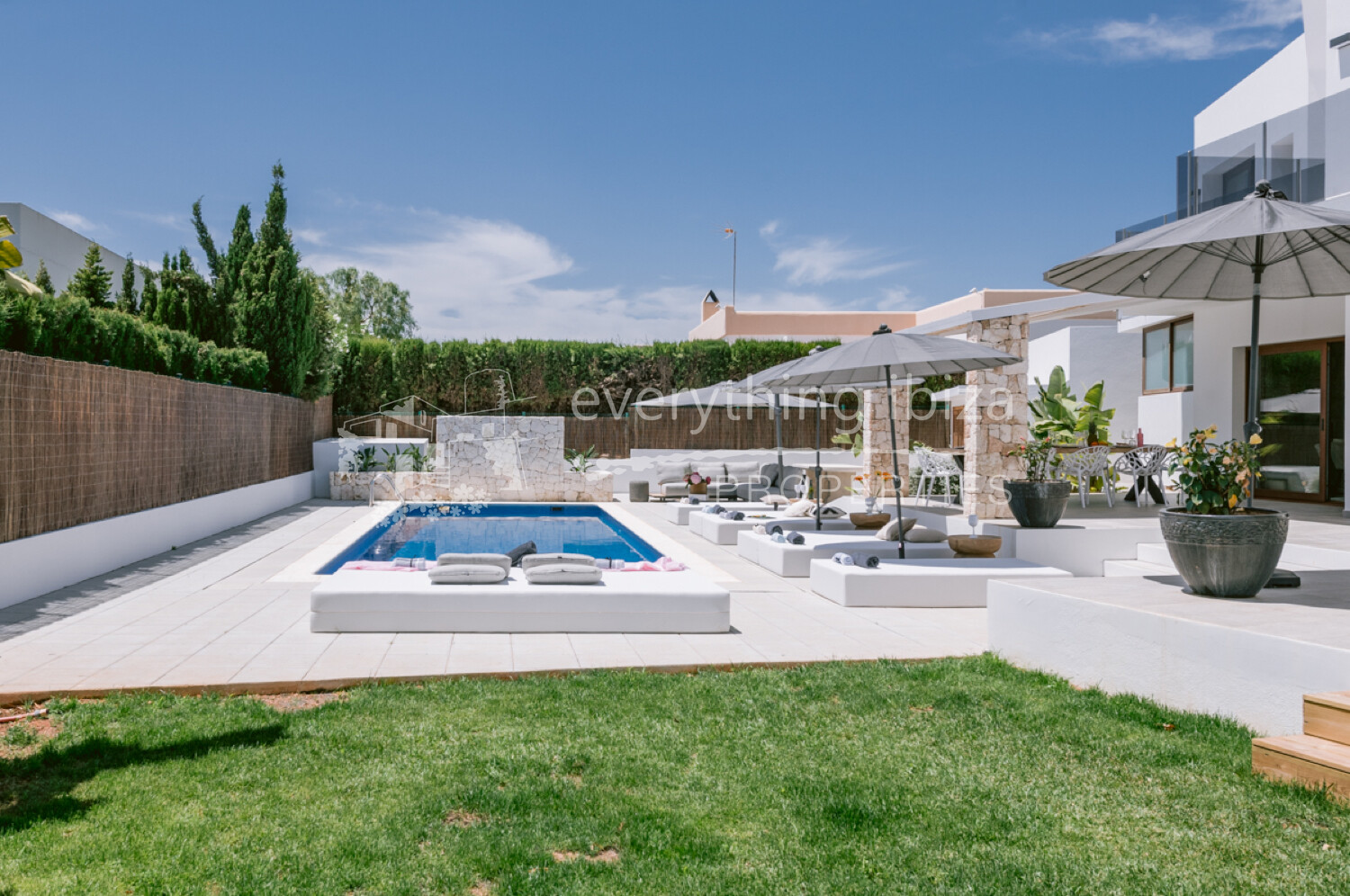 Modern Luxurious Detached Villa with Private Pool and Beautiful Garden, ref. 1720, for sale in Ibiza by everything ibiza Properties