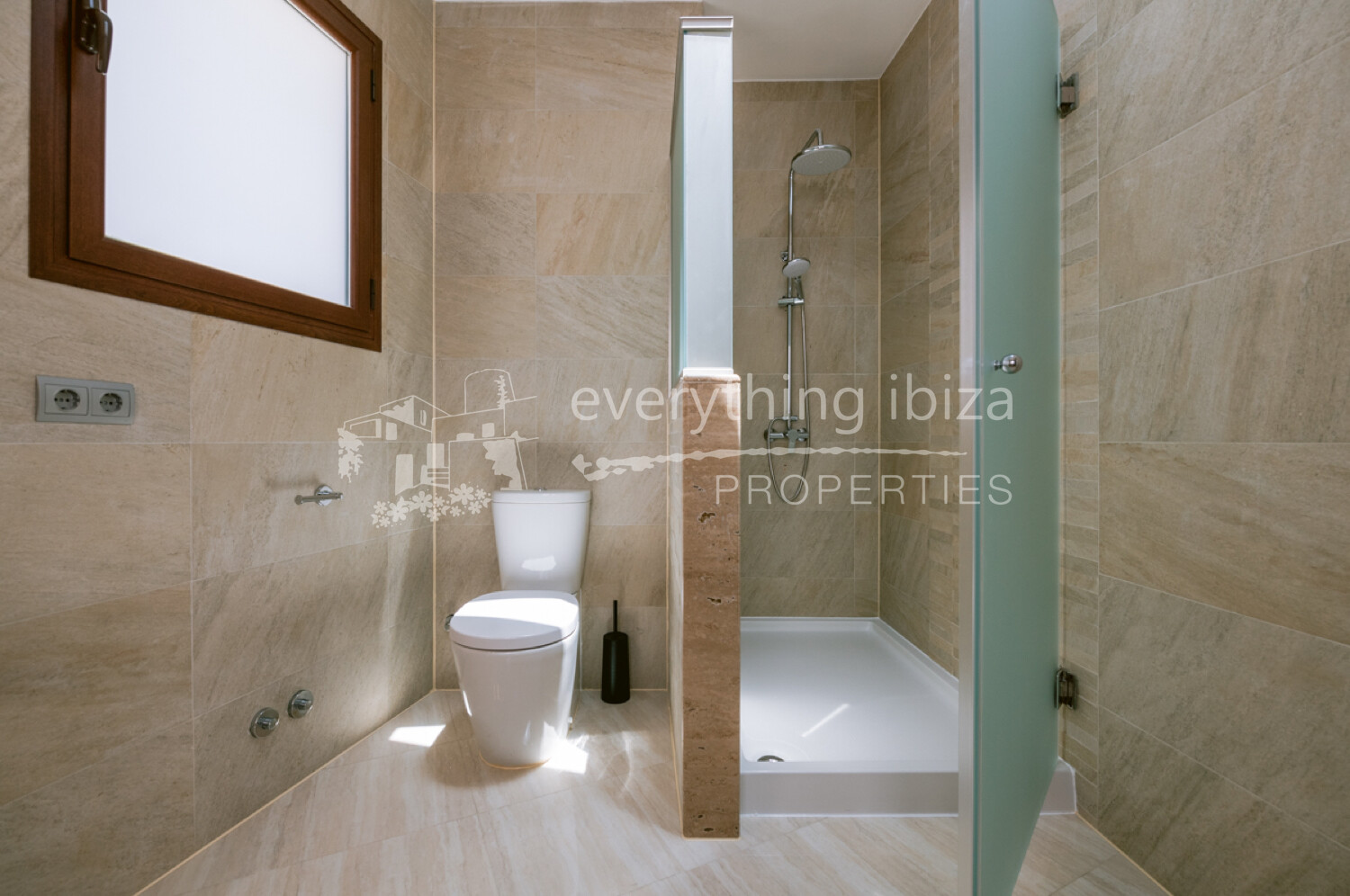 Modern Luxurious Detached Villa with Private Pool and Beautiful Garden, ref. 1720, for sale in Ibiza by everything ibiza Properties