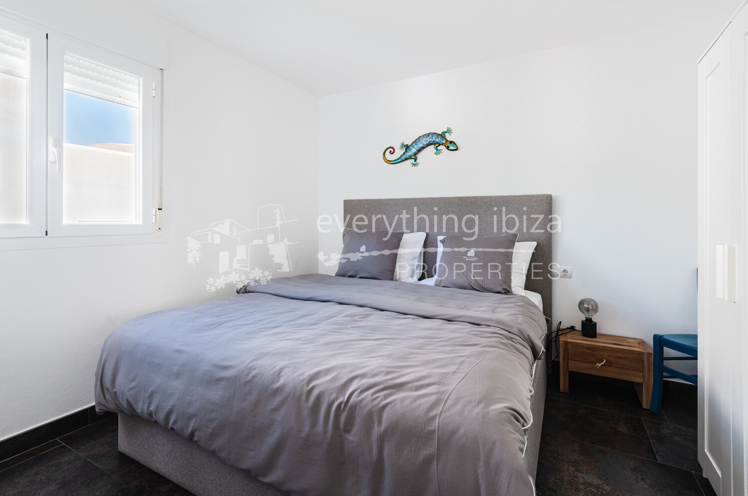 Elegant 5 Bedroomed Detached House with Pool and Tourist License, ref. 1721, for sale in Ibiza by everything ibiza Properties