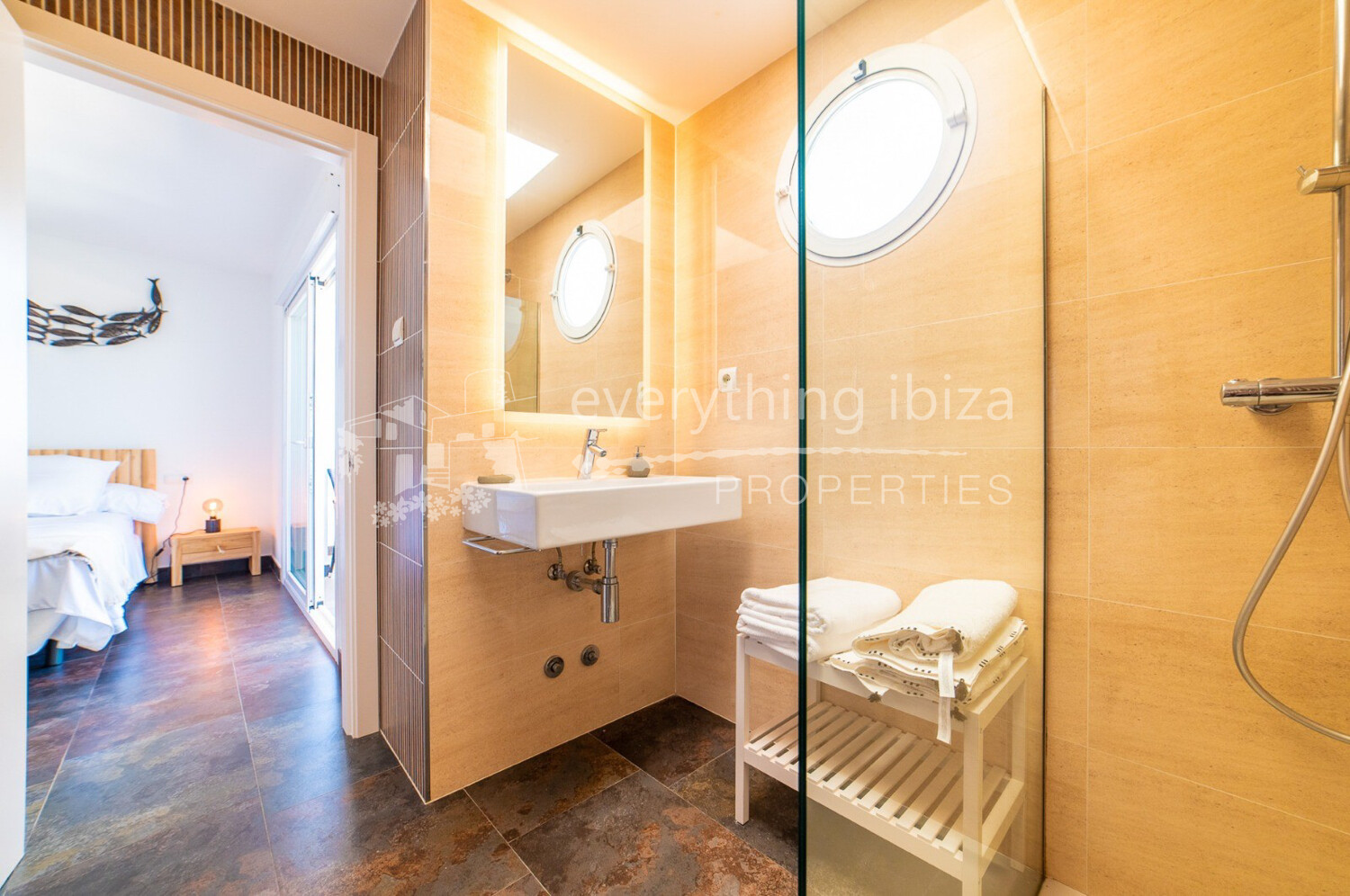 Elegant 5 Bedroomed Detached House with Pool and Tourist License, ref. 1721, for sale in Ibiza by everything ibiza Properties