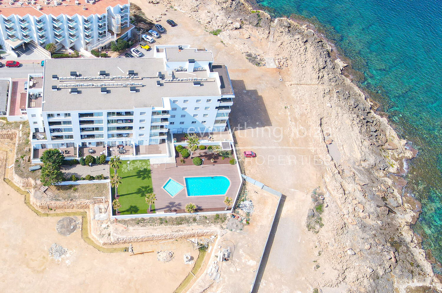 Stylish Modern Contemporary Apartment Close to the Sea & Coastline, ref. 1723, for sale in Ibiza by everything ibiza Properties