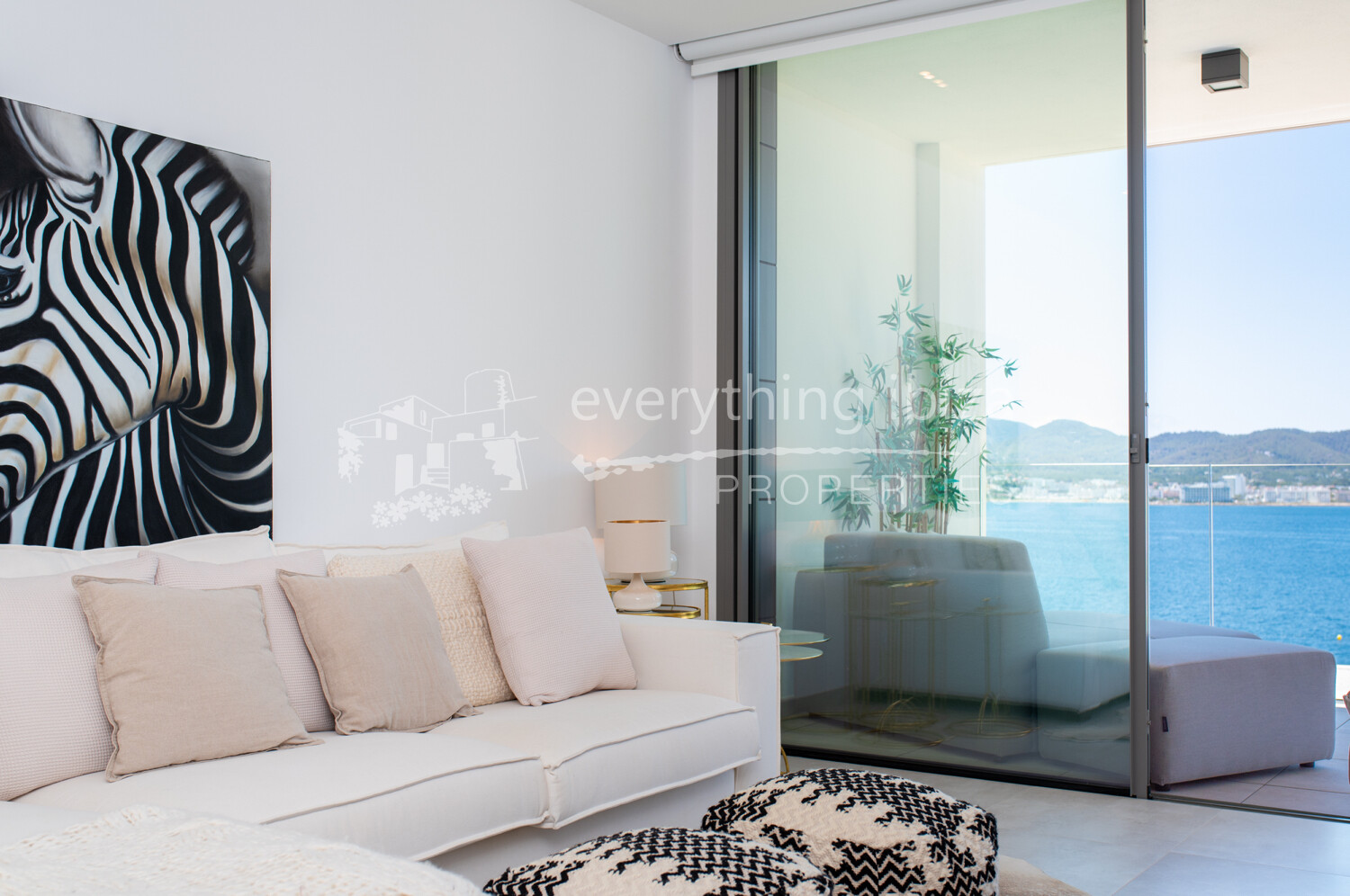 Exquisite Frontline 3 Bed Penthouse with Stunning Sea & Sunset Views, ref. 1725, for sale in Ibiza by everything ibiza Properties