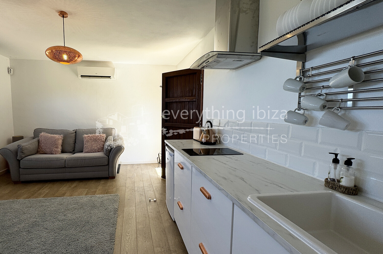Charming Detached Country Villa Close to the Village of Sant Josep, ref. 1726, for sale in Ibiza by everything ibiza Properties