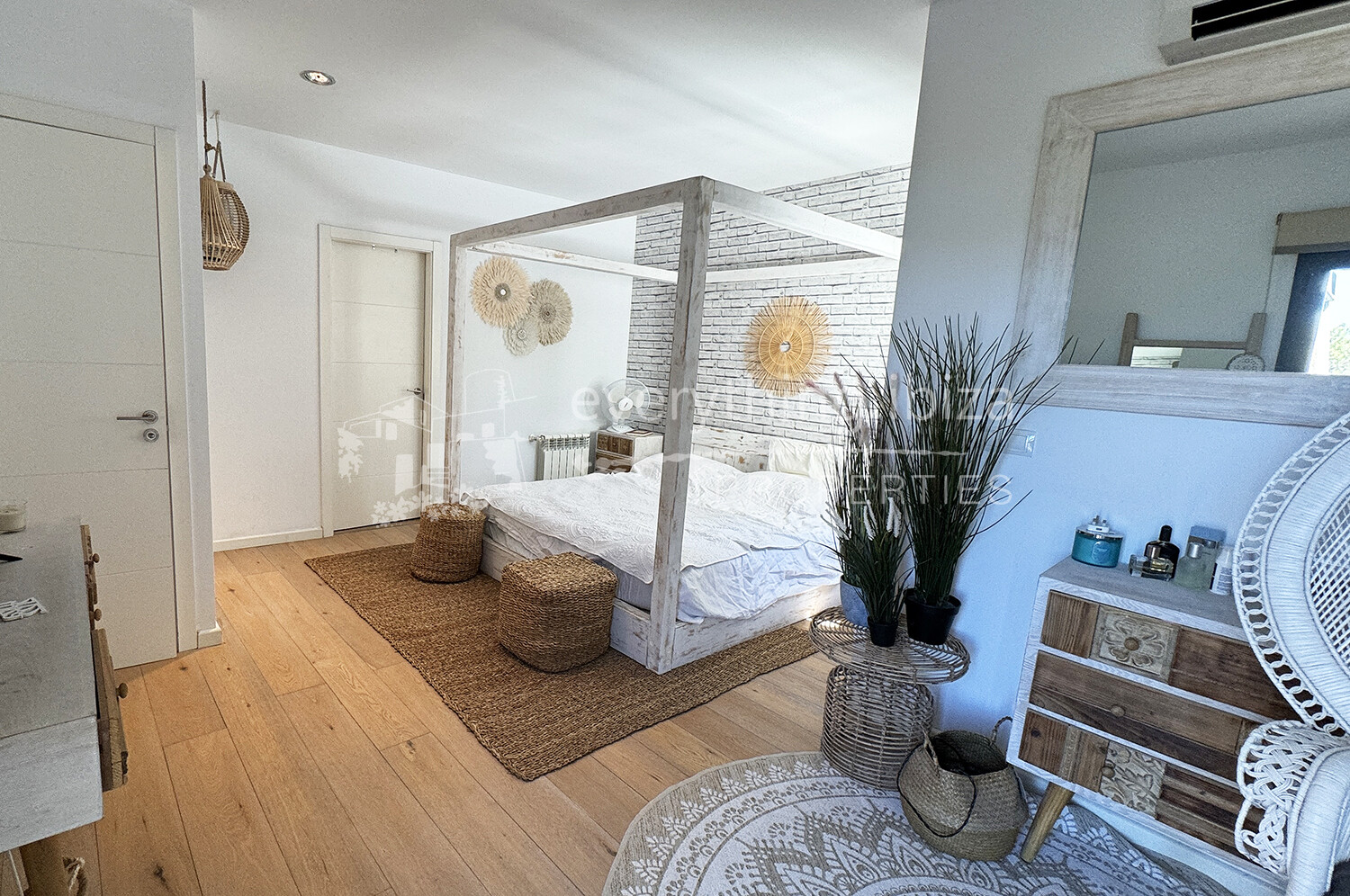 Charming Detached Country Villa Close to the Village of Sant Josep, ref. 1726, for sale in Ibiza by everything ibiza Properties