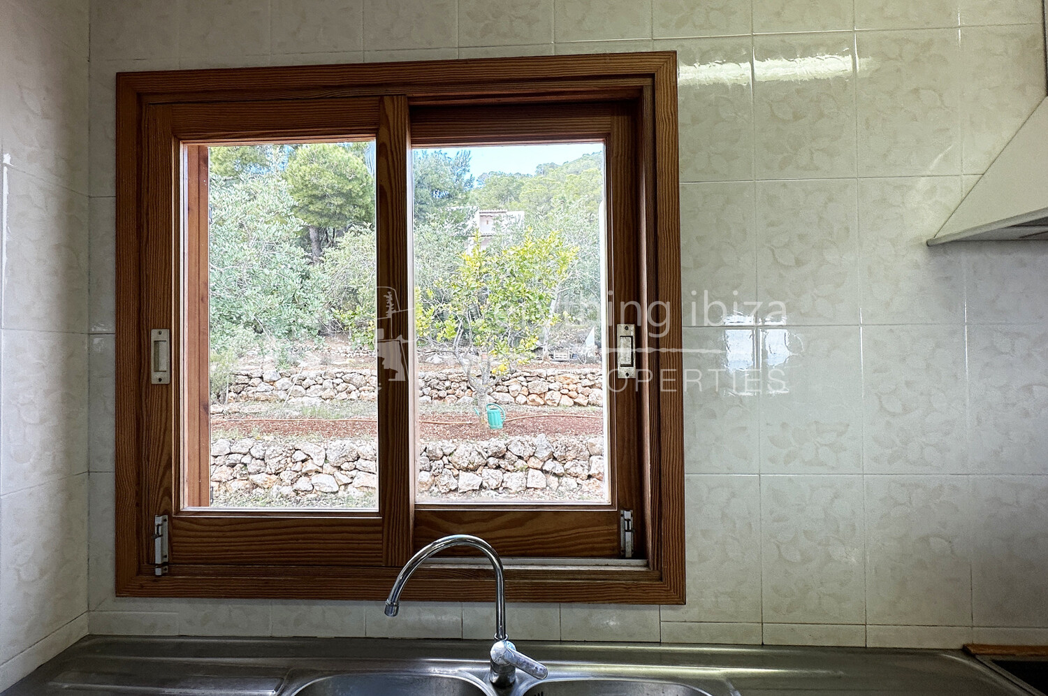 Elegant Traditionally Styled Villa on Large Fertile Plot with Views, ref. 1742, for sale in Ibiza by everything ibiza Properties