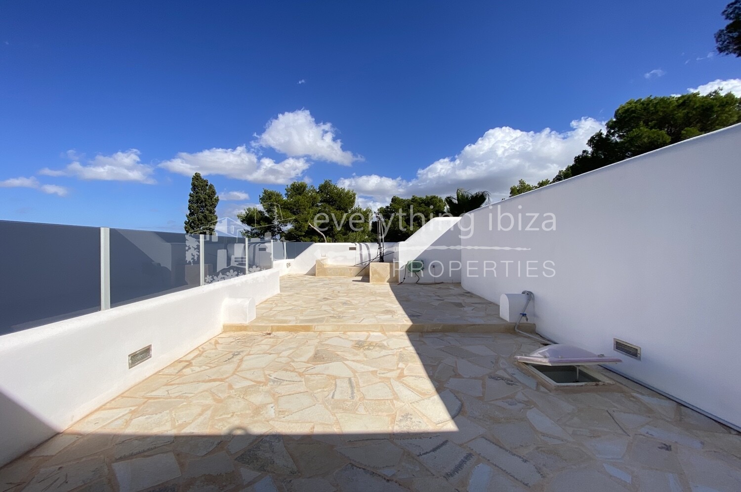 Beautifully Renovated Villa with Private Pool and Panoramic Views to the Sea, ref. 1748, for sale in Ibiza by everything ibiza Properties