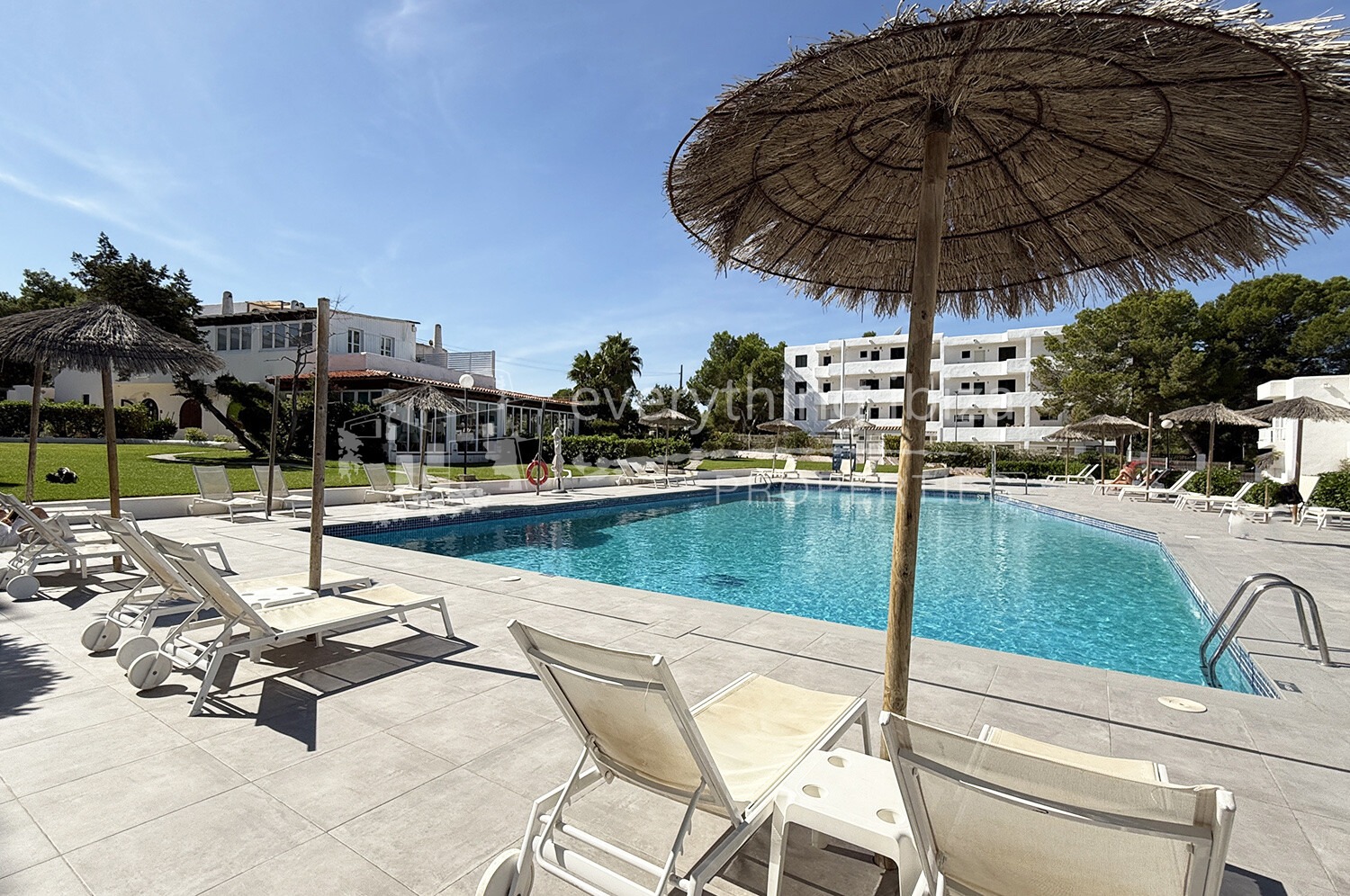 Super 2 Bedroomed Apartment with Residents Pool and Close to the Beach, ref. 1756, for sale in Ibiza by everything ibiza Properties
