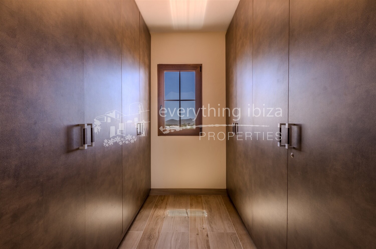 Elegant, Luxury Detached Villa in a Peaceful Rural Setting Close to San Jordi, ref. 1757, for sale in Ibiza by everything ibiza Properties