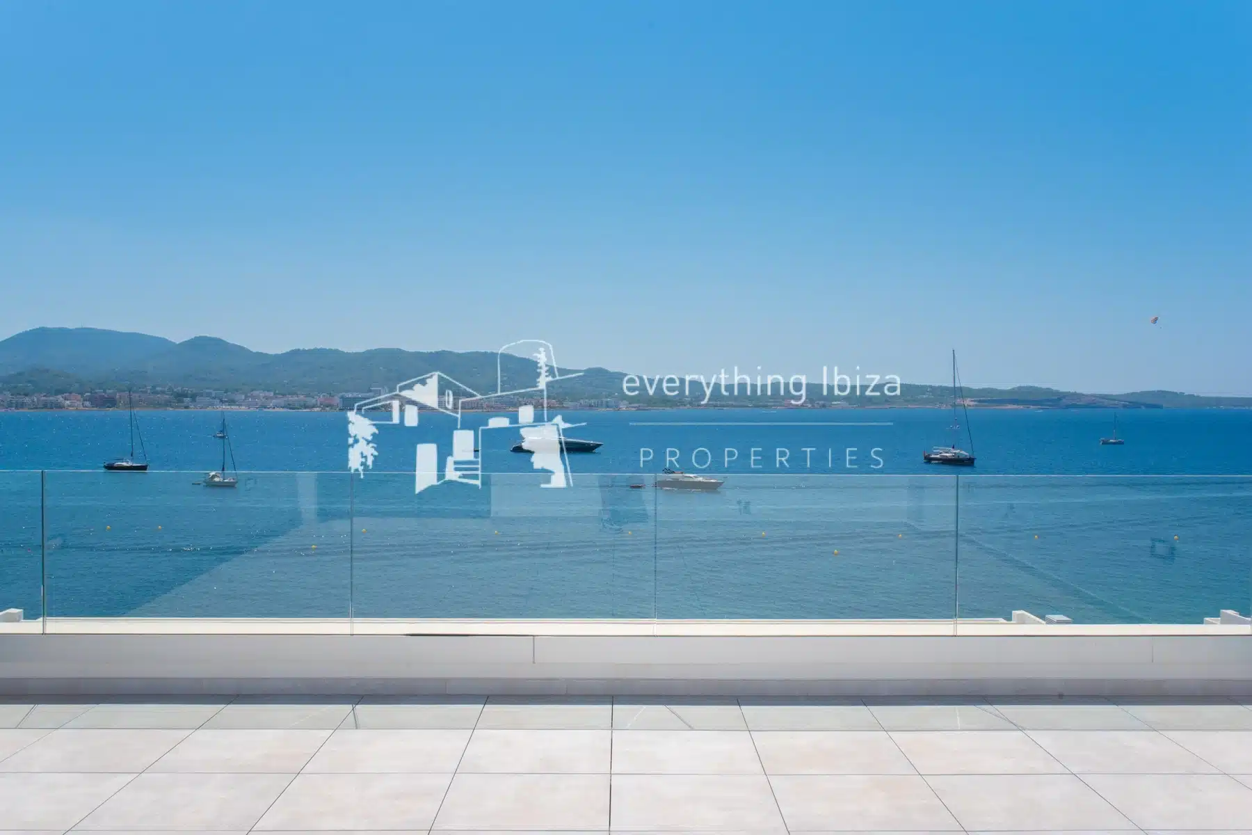Exquisite Frontline Penthouse Apartment with Sea and Sunset Views in Ibiza