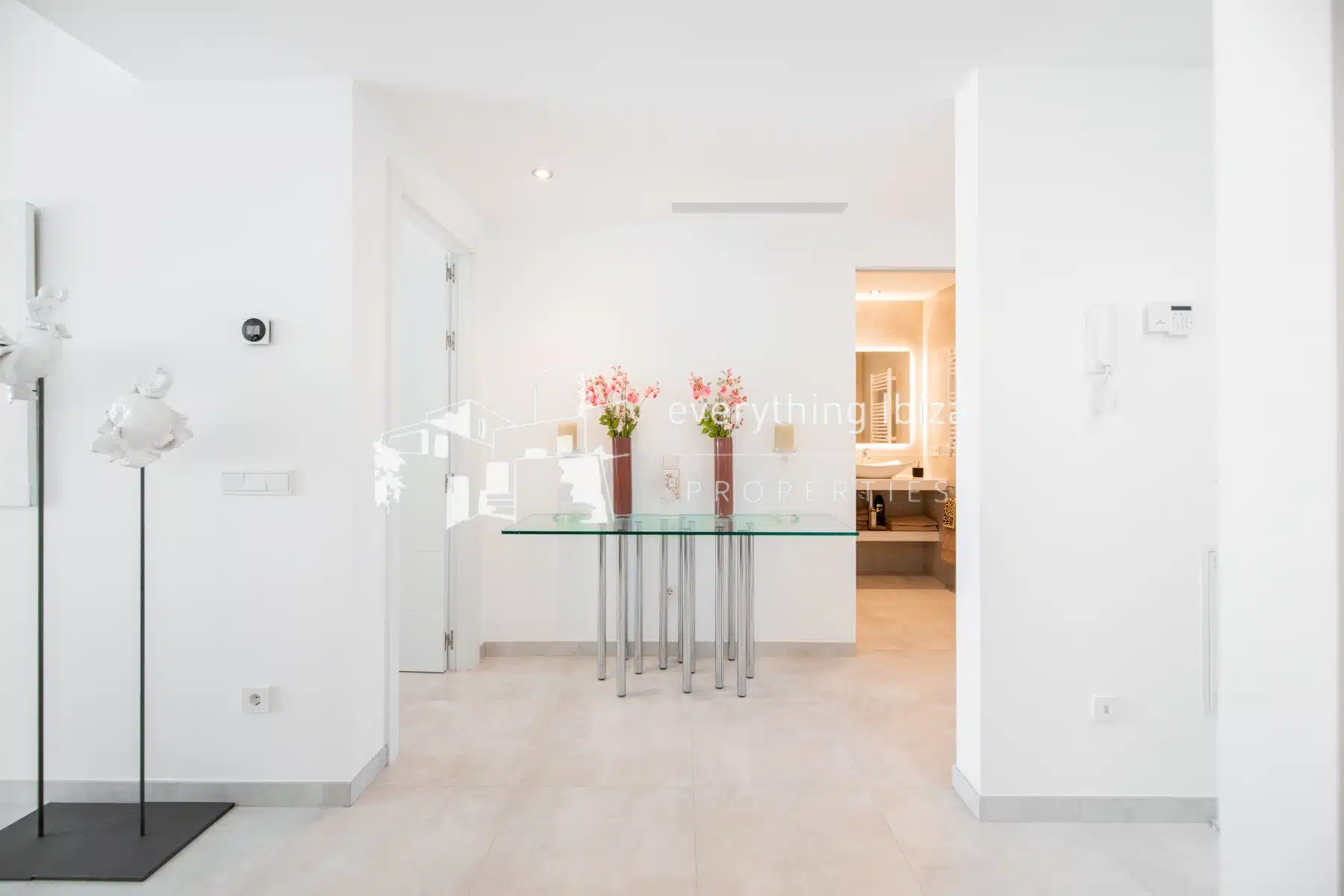 Exquisite Frontline Penthouse Apartment with Sea and Sunset Views in Ibiza