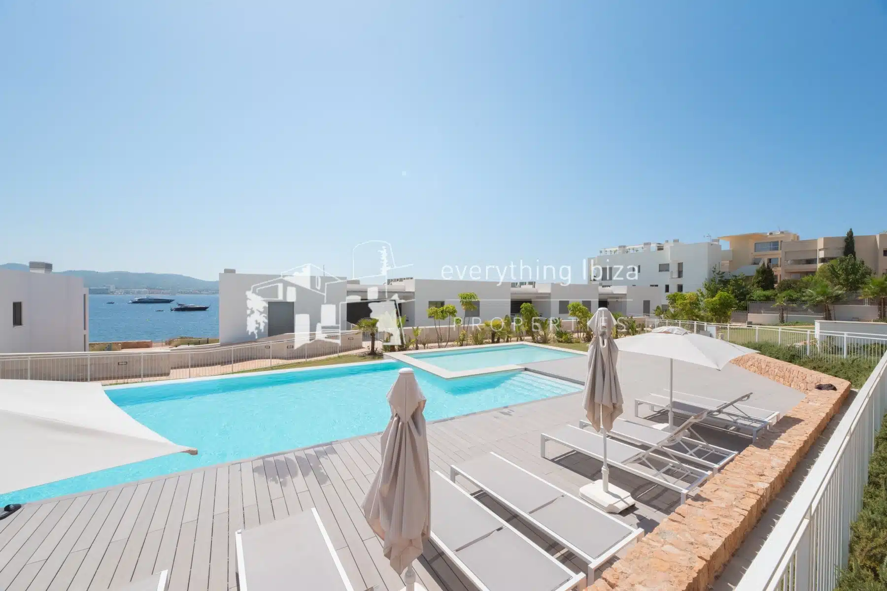 Exquisite Frontline Penthouse Apartment with Sea and Sunset Views in Ibiza