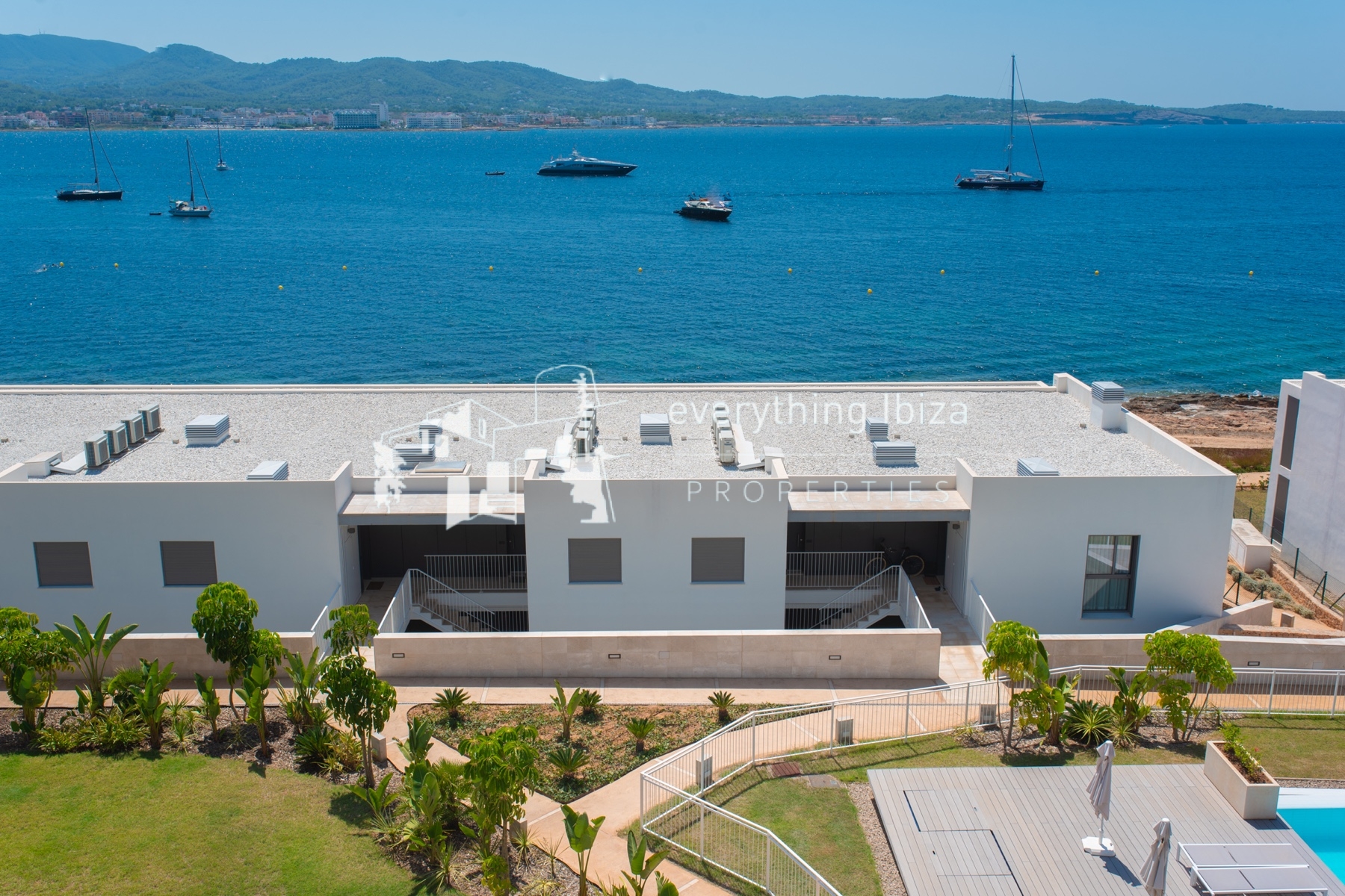 Exquisite Frontline Penthouse Apartment with Sea and Sunset Views in Ibiza