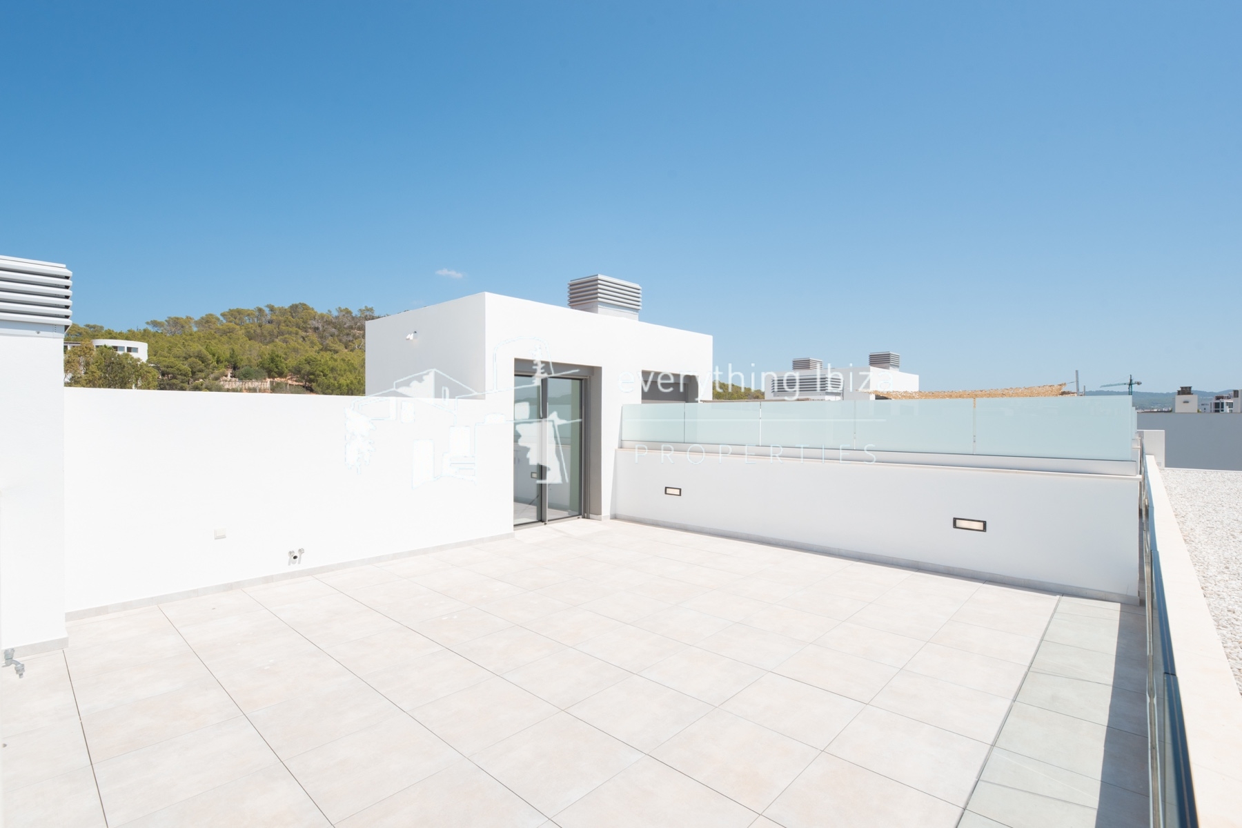 Exquisite Frontline Penthouse Apartment with Sea and Sunset Views in Ibiza