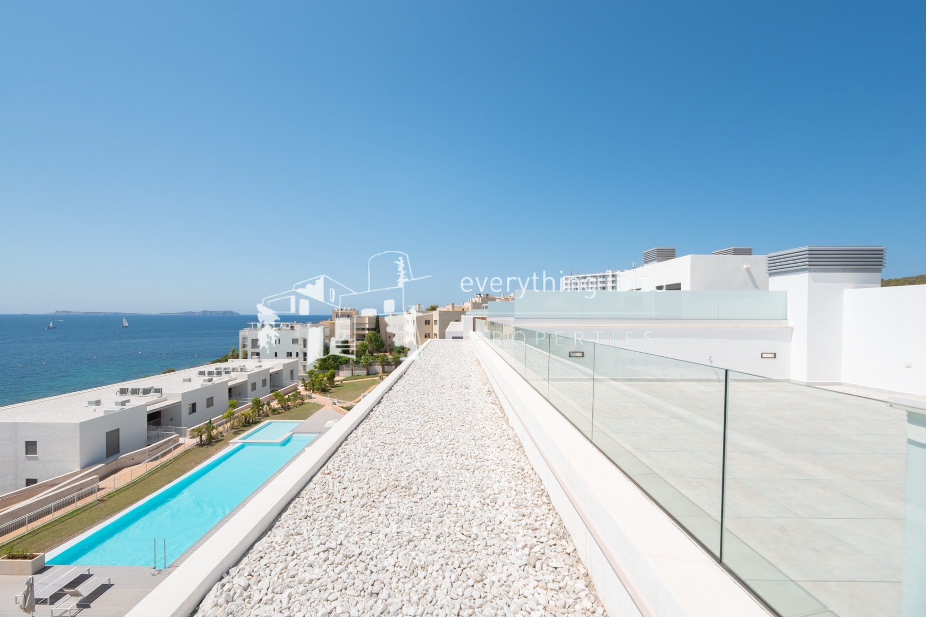 Exquisite Frontline Penthouse Apartment with Sea and Sunset Views in Ibiza