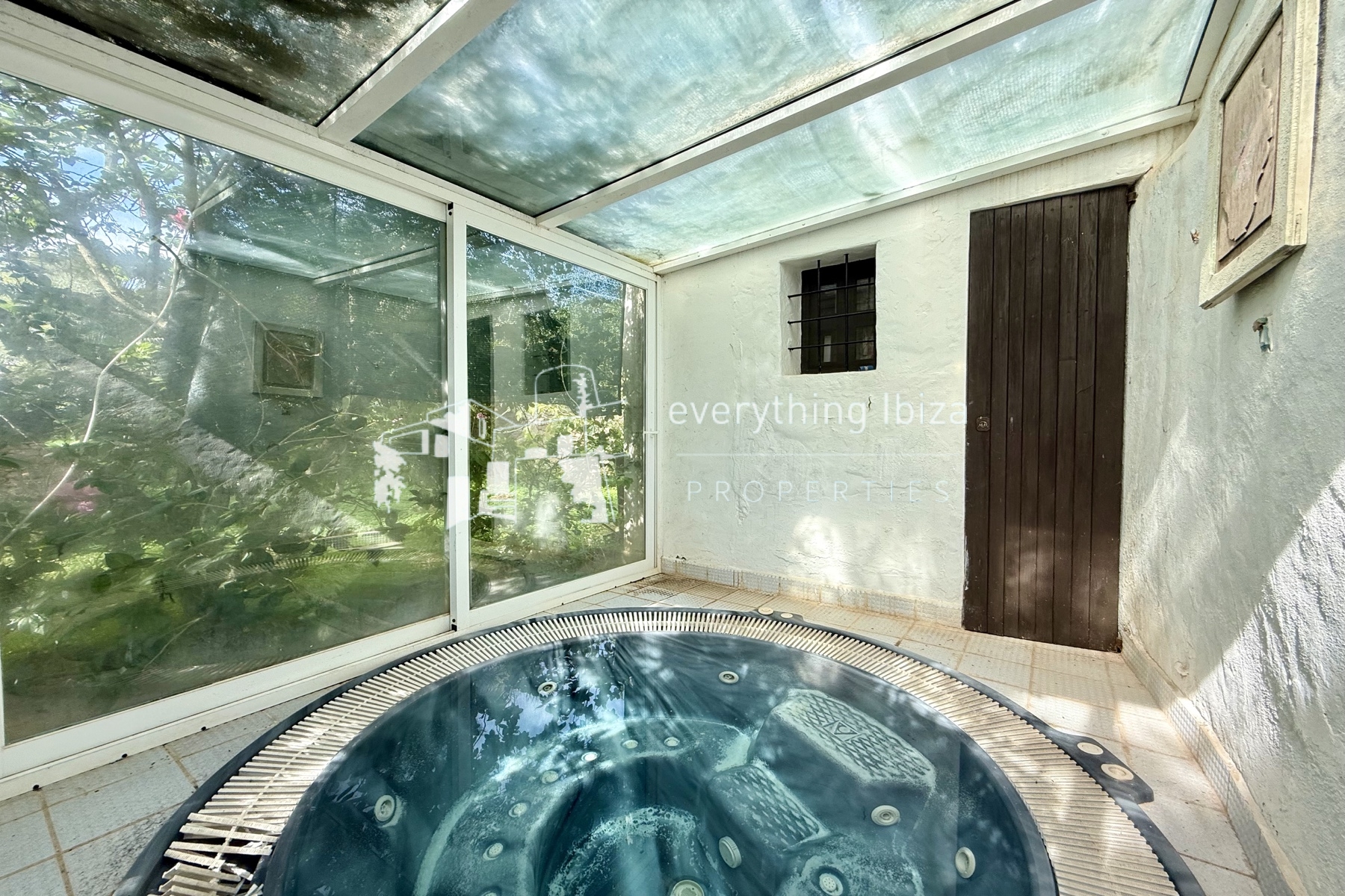 Historic Country Finca Oozing Character and Charm Set in Super San Jose Location by everything ibiza Properties - ref. 1859