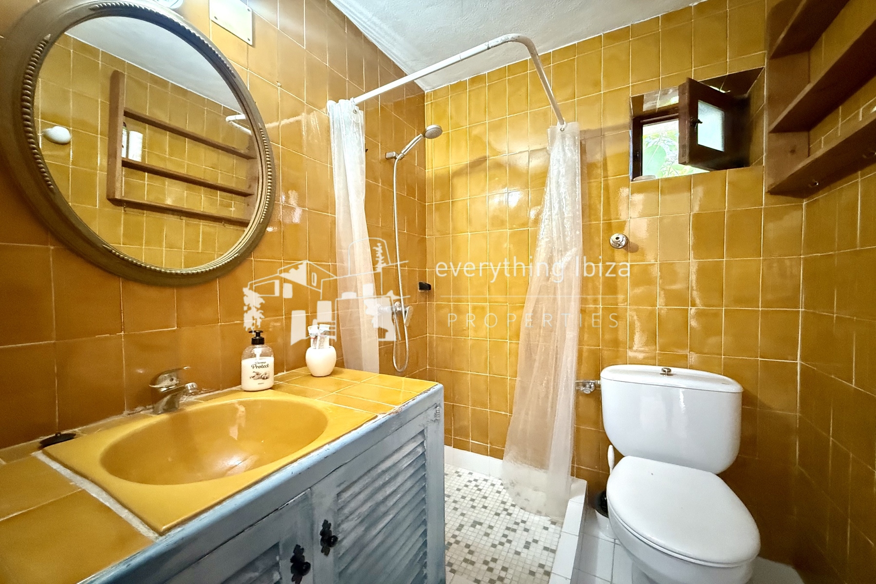 Historic Country Finca Oozing Character and Charm Set in Super San Jose Location by everything ibiza Properties - ref. 1859