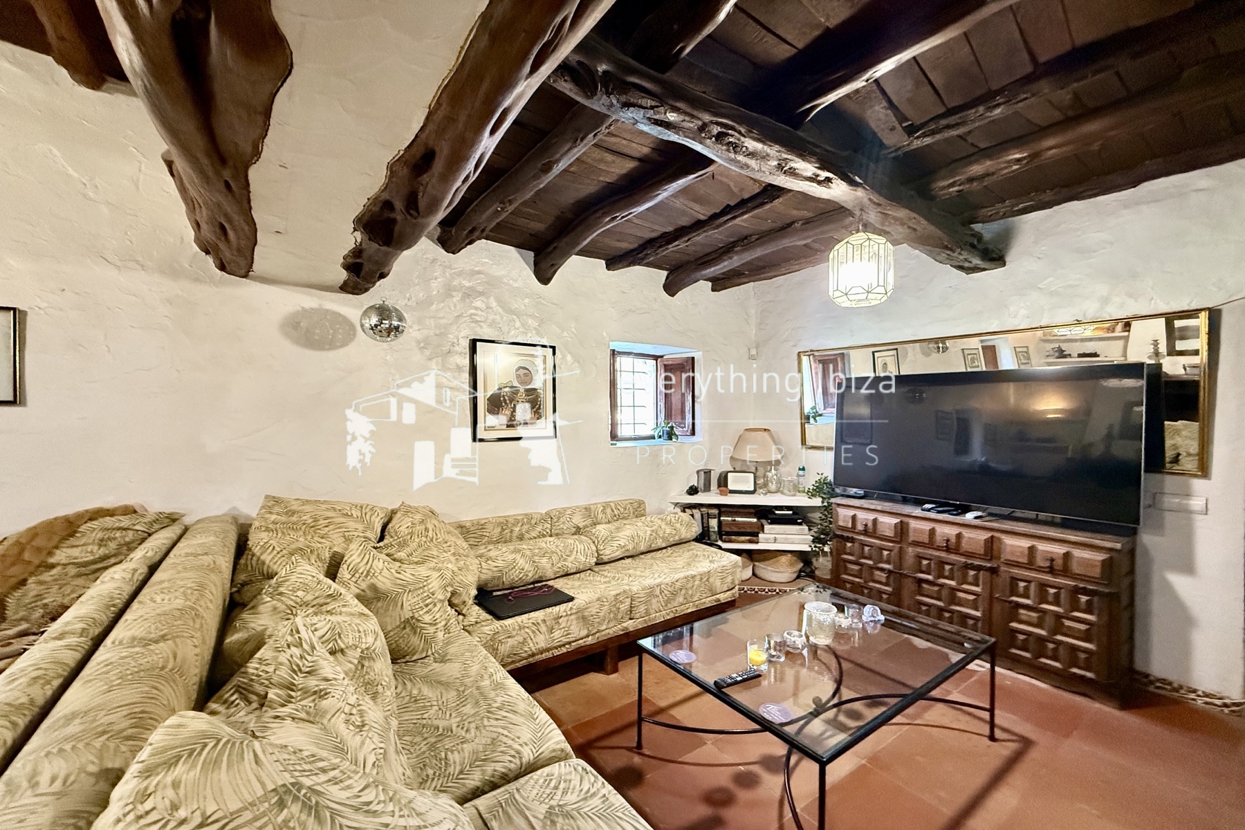 Historic Country Finca Oozing Character and Charm Set in Super San Jose Location by everything ibiza Properties - ref. 1859
