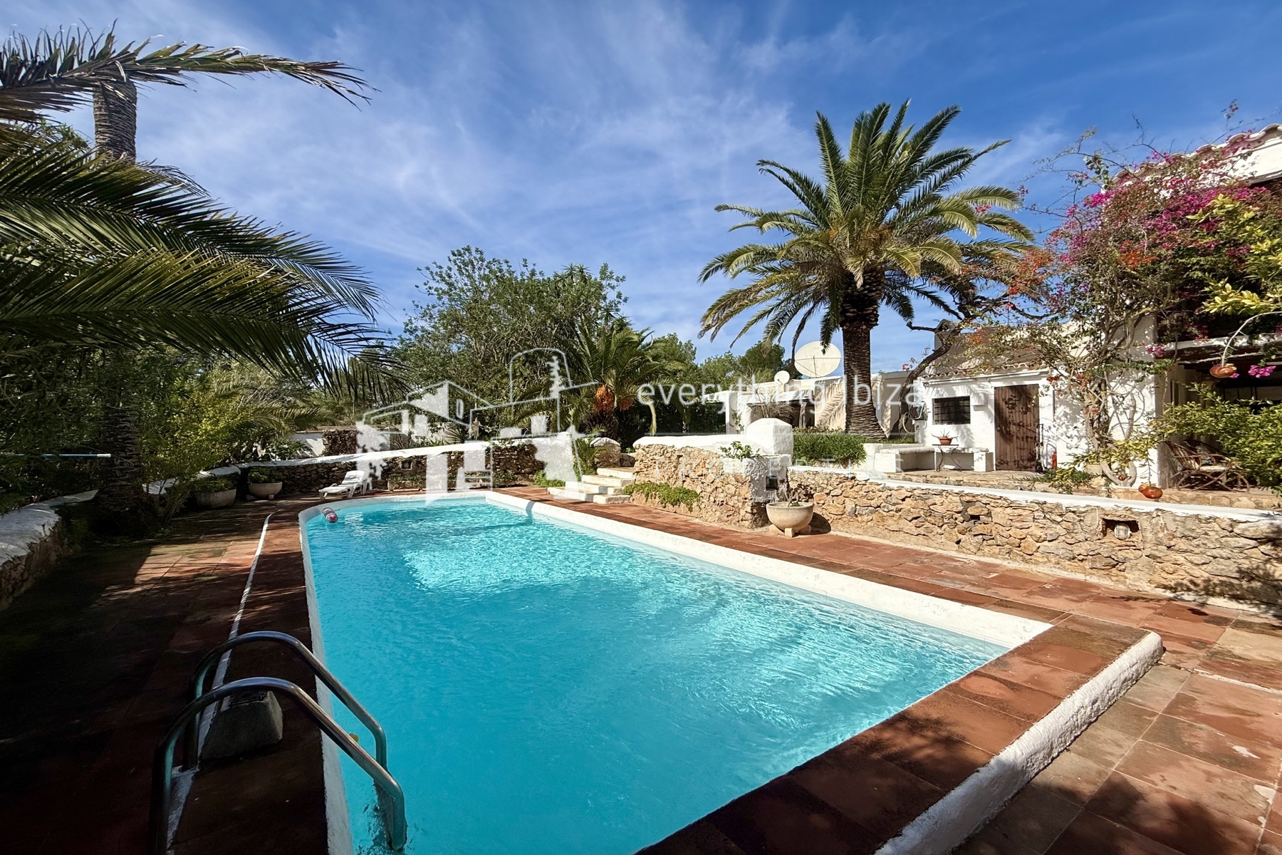 Historic Country Finca Oozing Character and Charm Set in Super San Jose Location by everything ibiza Properties - ref. 1859
