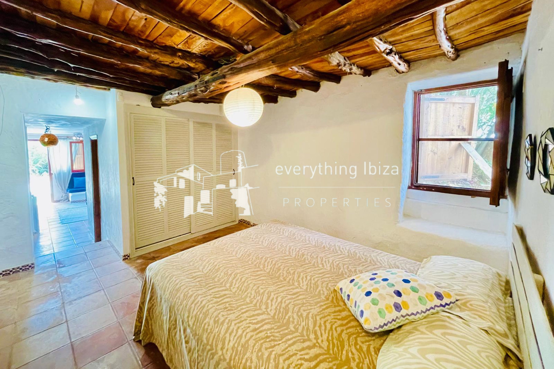 Historic Country Finca Oozing Character and Charm Set in Super San Jose Location by everything ibiza Properties - ref. 1859