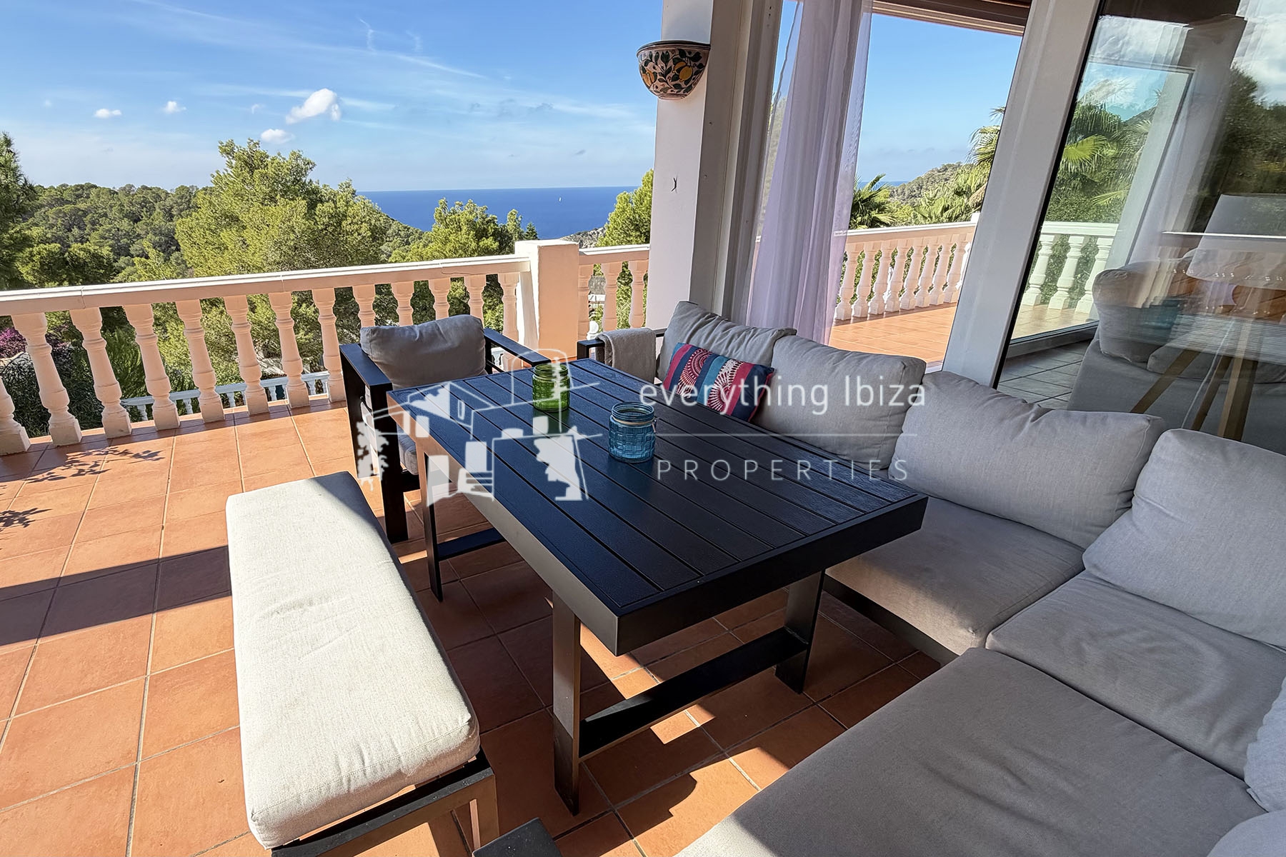 Classically beautiful Mediterranean villa with full tourist license in Ibiza by everything ibiza Properties - ref. 1861