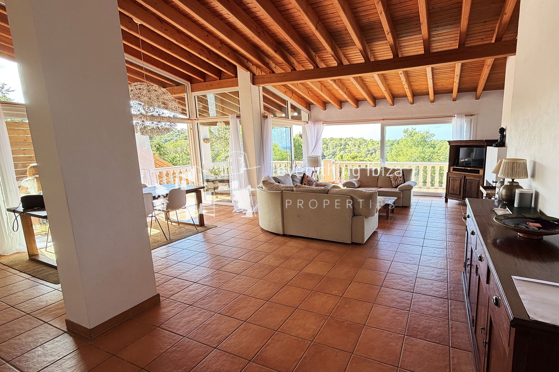 Classically beautiful Mediterranean villa with full tourist license in Ibiza by everything ibiza Properties - ref. 1861