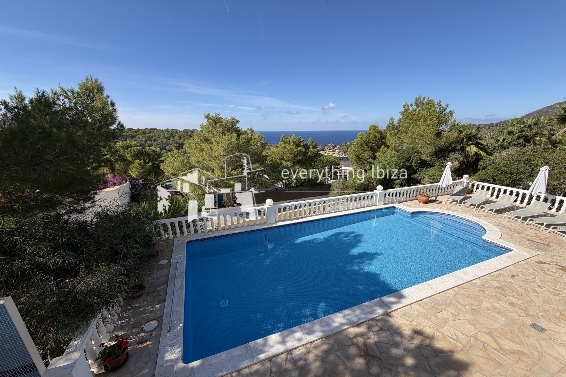 Classically beautiful Mediterranean villa with full tourist license in Ibiza by everything ibiza Properties - ref. 1861