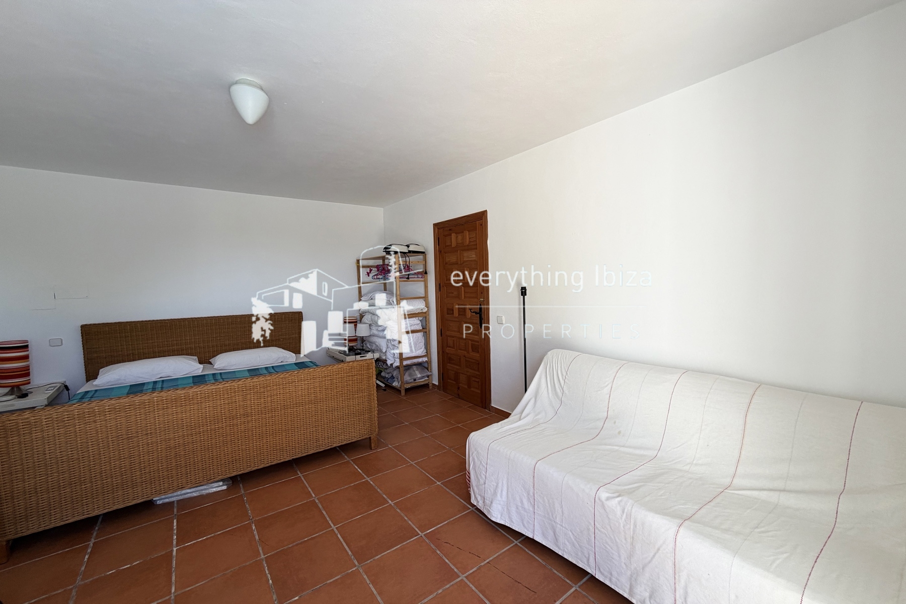 Classically beautiful Mediterranean villa with full tourist license in Ibiza by everything ibiza Properties - ref. 1861