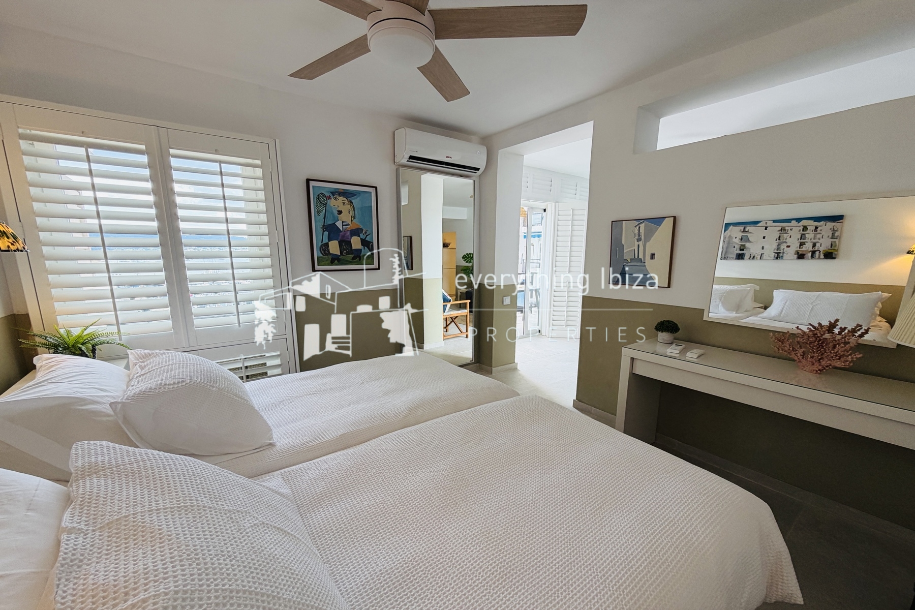 Exquisitely Renovated One Bedroom Apartment with Truly Amazing Views by everything ibiza Properties - ref. 1867