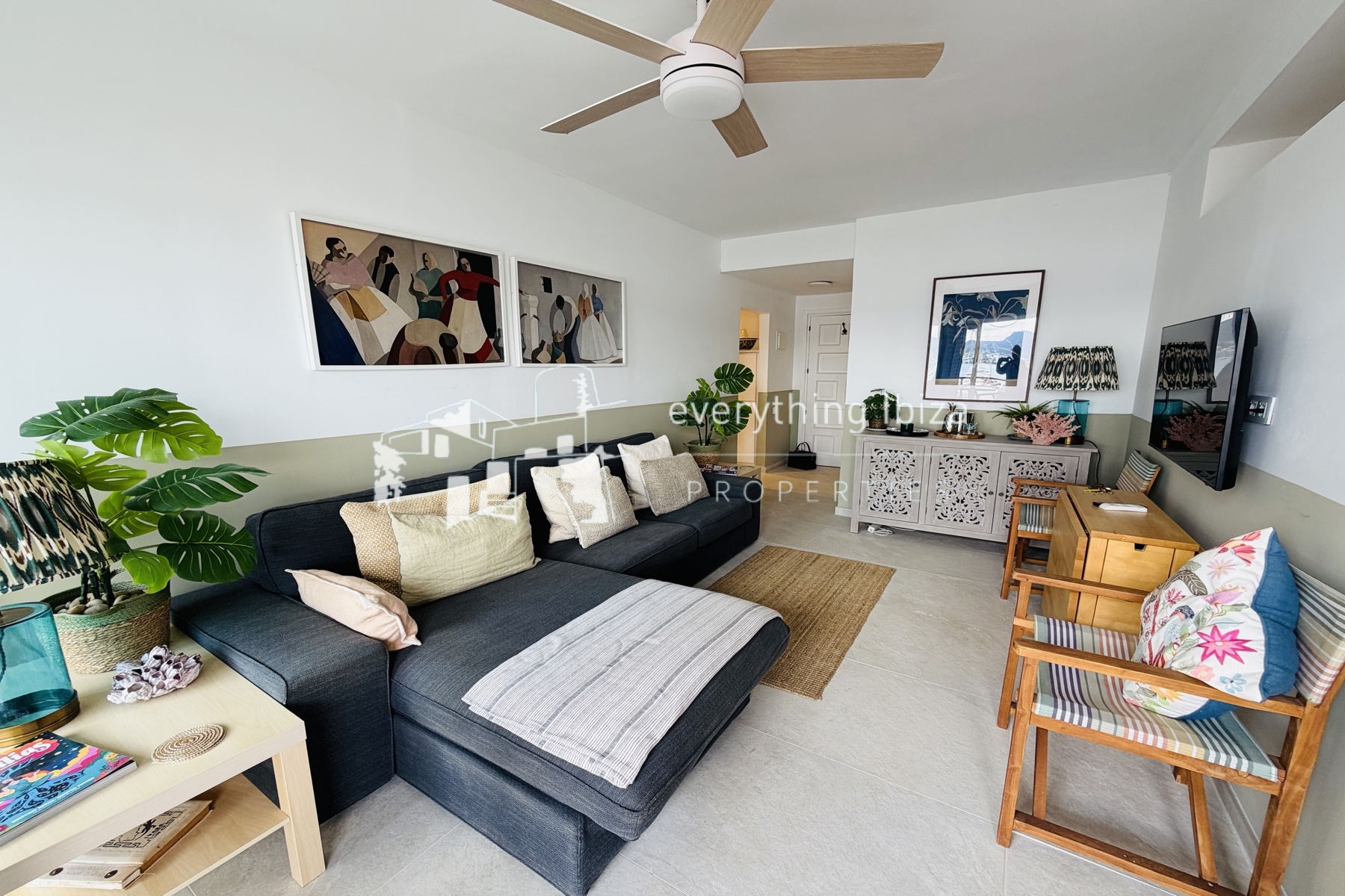 Exquisitely Renovated One Bedroom Apartment with Truly Amazing Views by everything ibiza Properties - ref. 1867