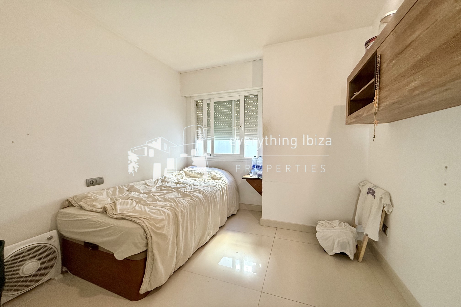 Superbly Located Modern 3 Bedroomed Apartment Close to All the Resort Amenities by everything ibiza Properties - ref. 1869