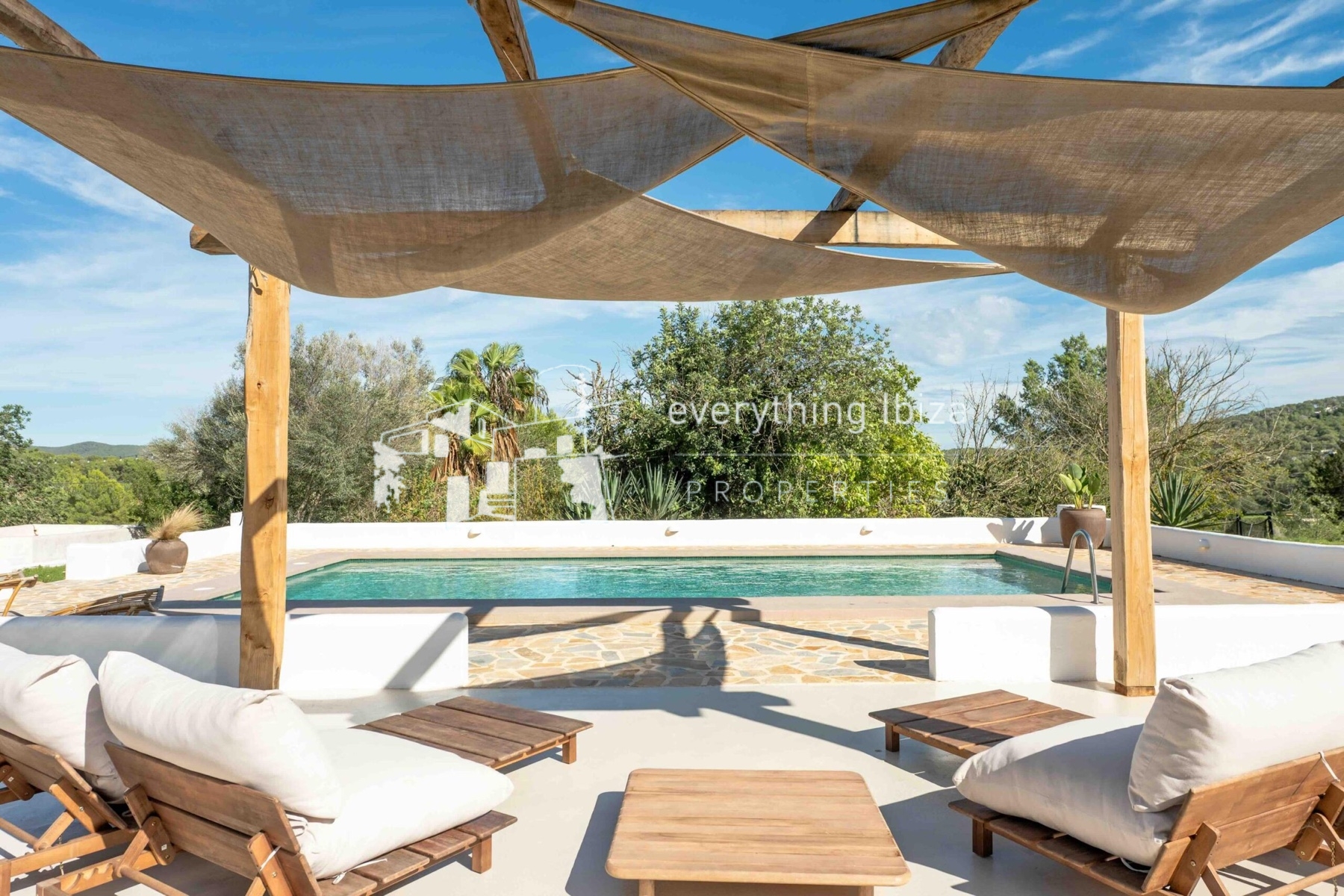 Beautifully Designed Ibiza Finca on a Huge Plot in Super Sought After Location by everything ibiza Properties - ref. 1862