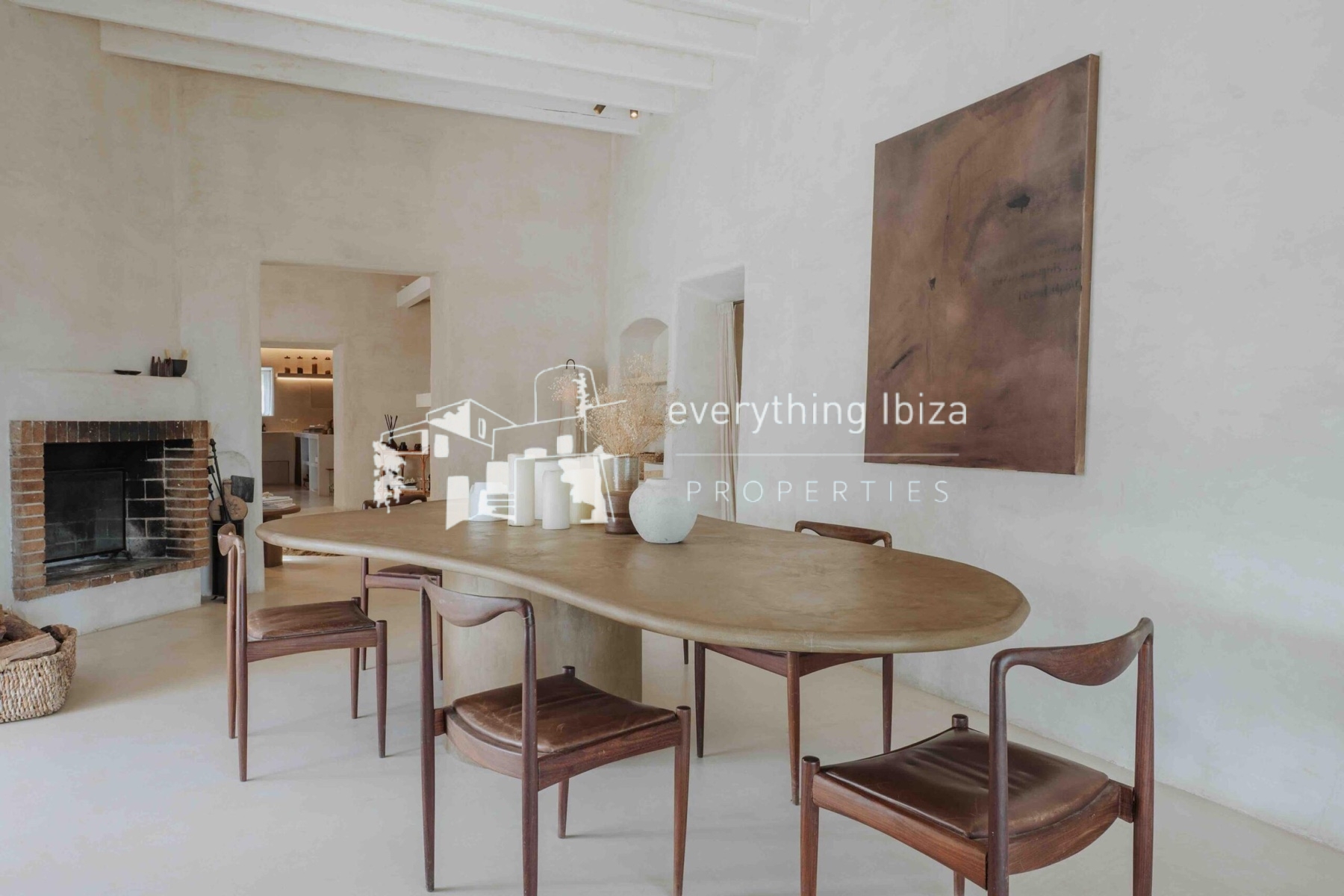 Beautifully Designed Ibiza Finca on a Huge Plot in Super Sought After Location by everything ibiza Properties - ref. 1862